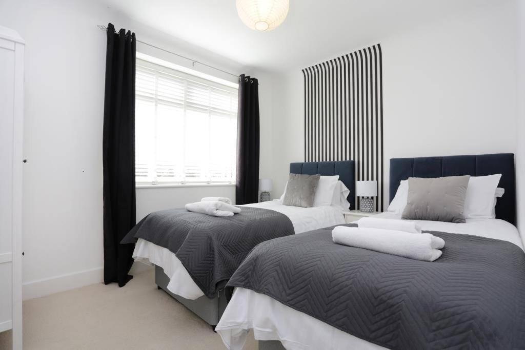 Bournecoast: With Snug-games Room-garden-3114 Holiday home Bournemouth