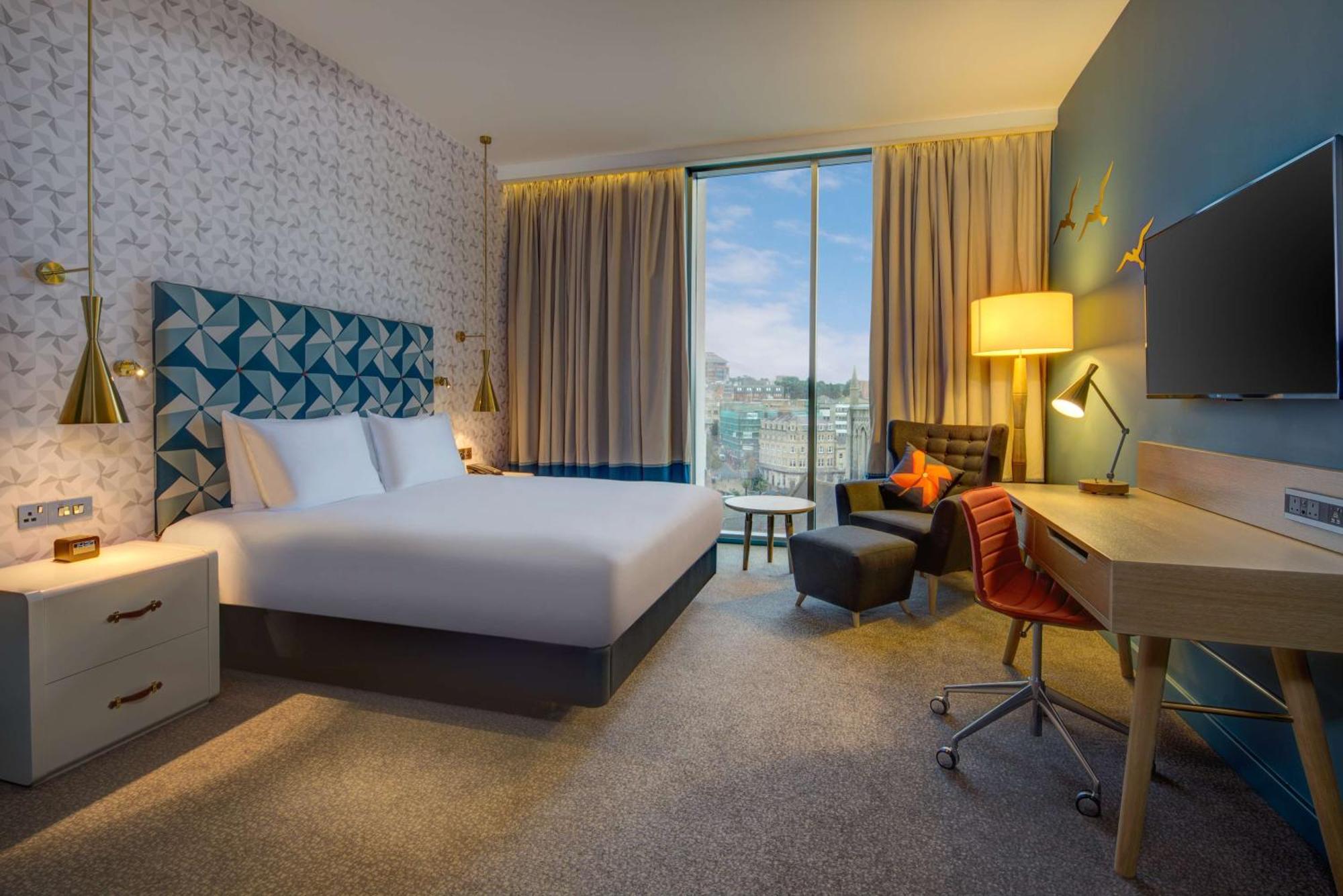 Hilton Hotel 4*