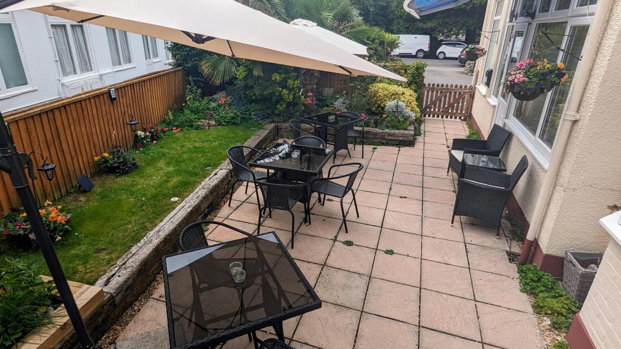 Cecil Court Hotel 3*
