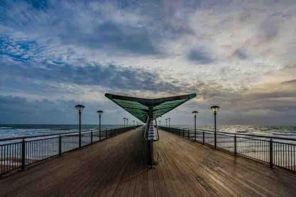 Luxury Bmth House With Hot Tub. Stunning! Holiday home Bournemouth