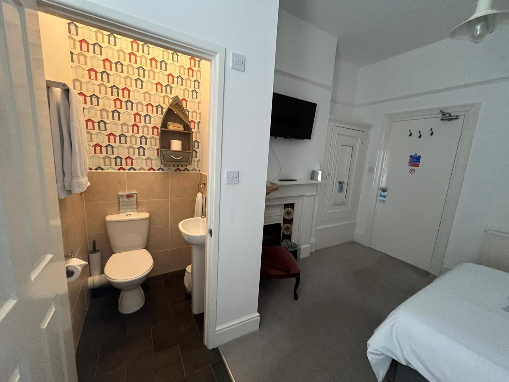 Bed & Breakfast 50 4*