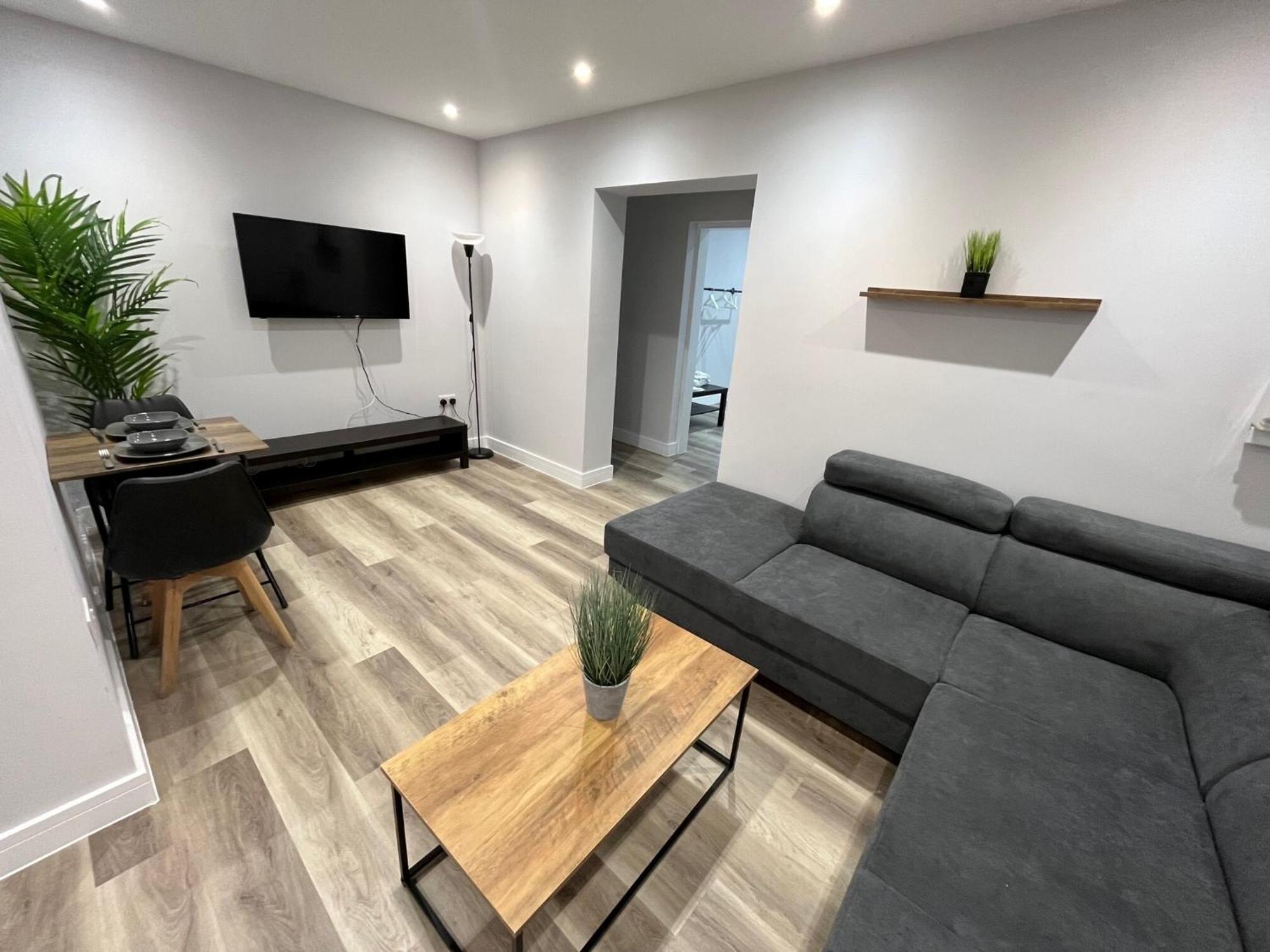 2 Castle Lane Apartment Bournemouth