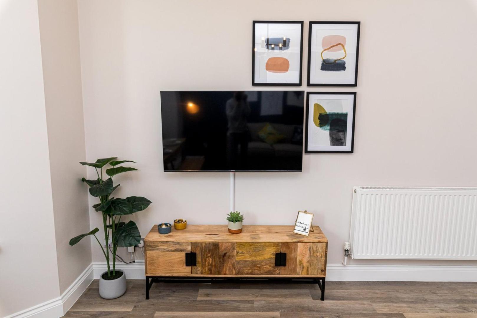 Stylish With Garden Near The