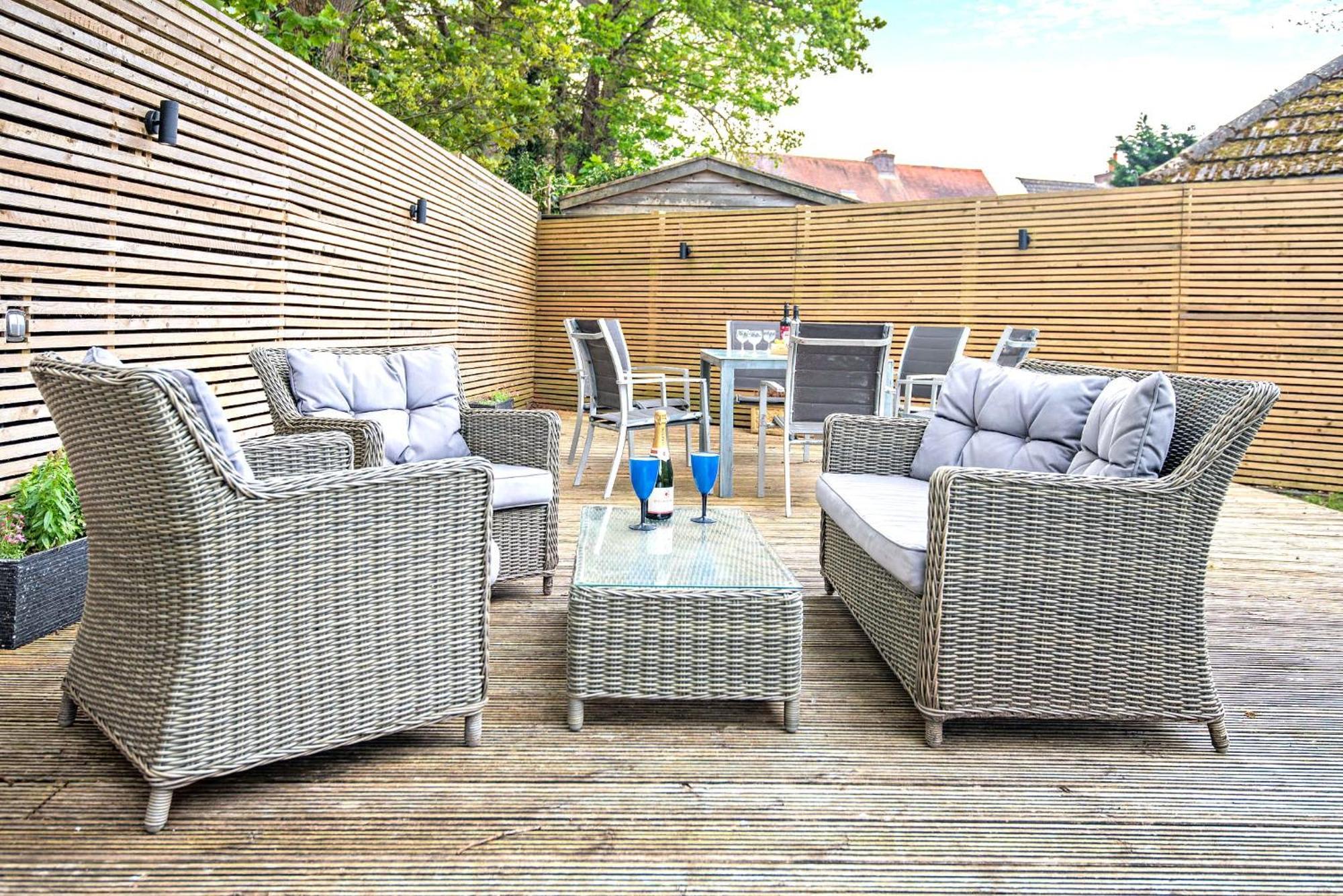 Holiday home Oakwood Christchurch Sleeps 8