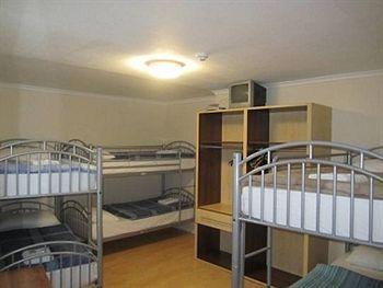 Lynden Court *