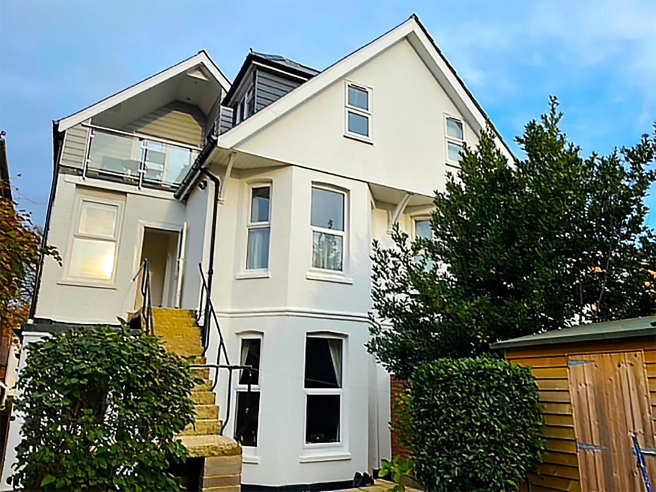 Coastal Haven: Southbourne's Two-bedroom Retreat Bournemouth