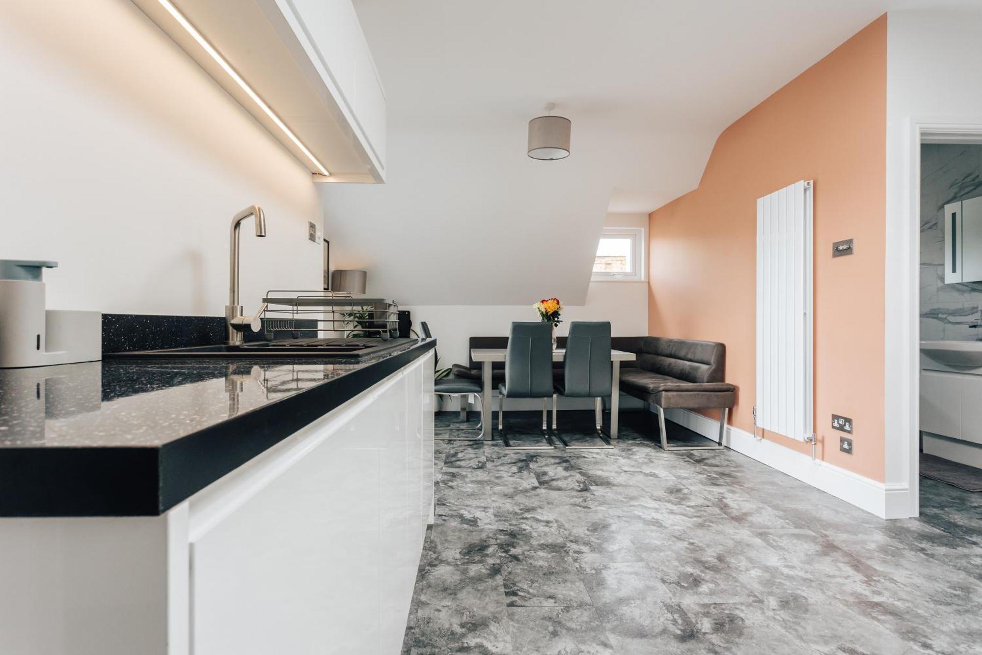 Apartment Coastal Haven: Southbourne's Two-bedroom Retreat