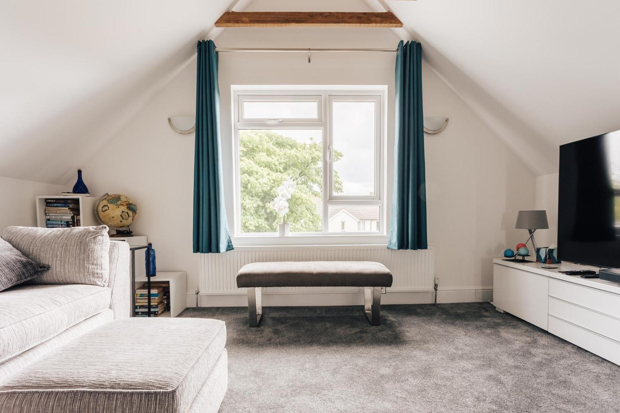 Coastal Haven: Southbourne's Two-bedroom Retreat Bournemouth