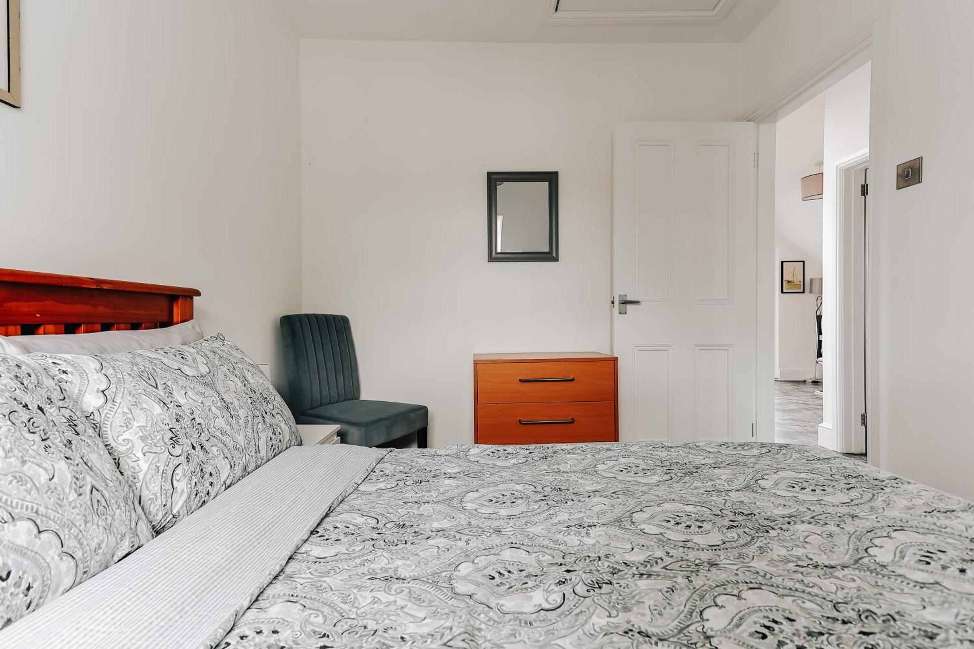 Apartment Coastal Haven: Southbourne's Two-bedroom Retreat *