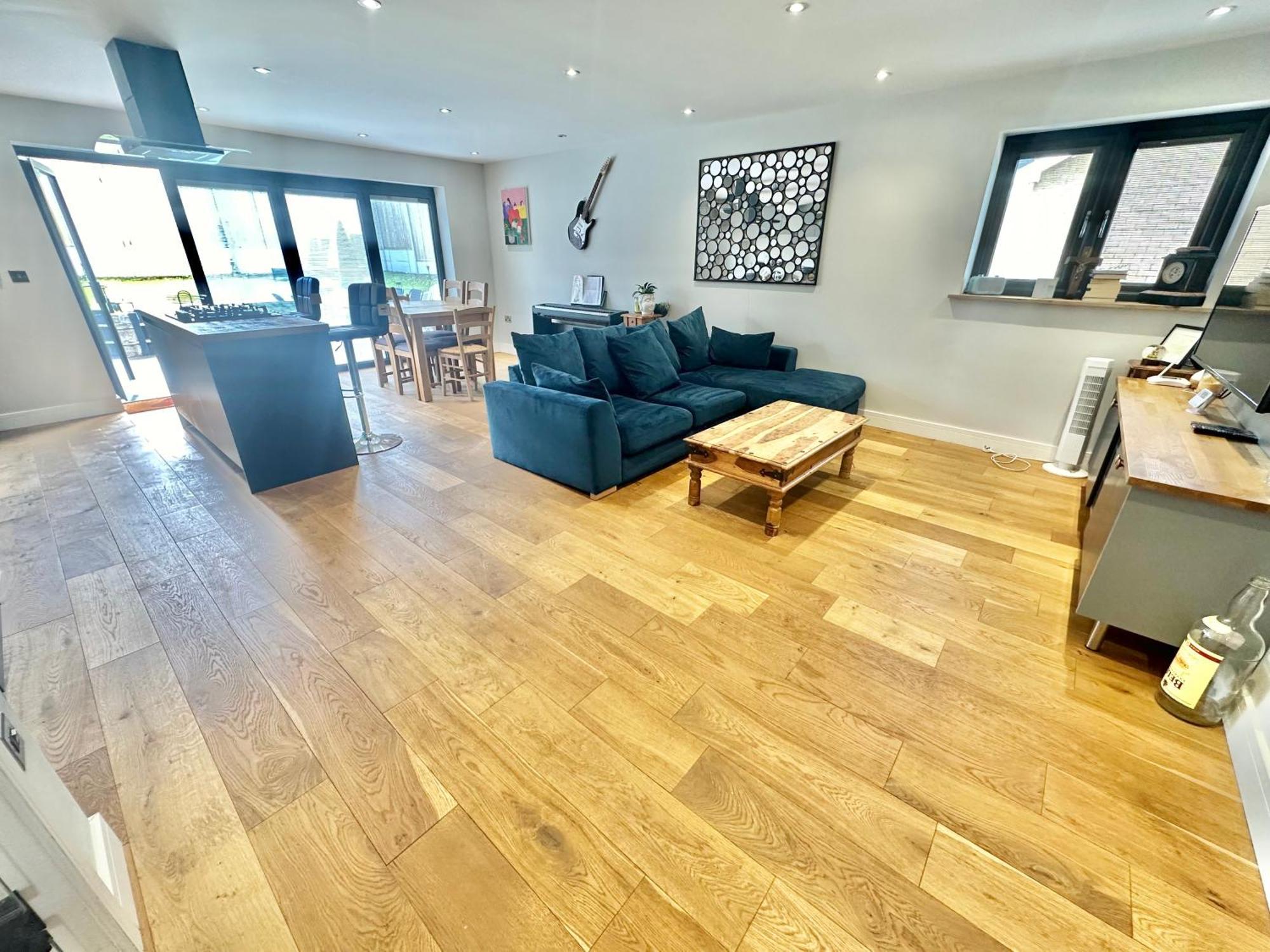 Spacious Modern With Garden, Hot Tub, Gas Bbq And Sky Sports! * Bournemouth