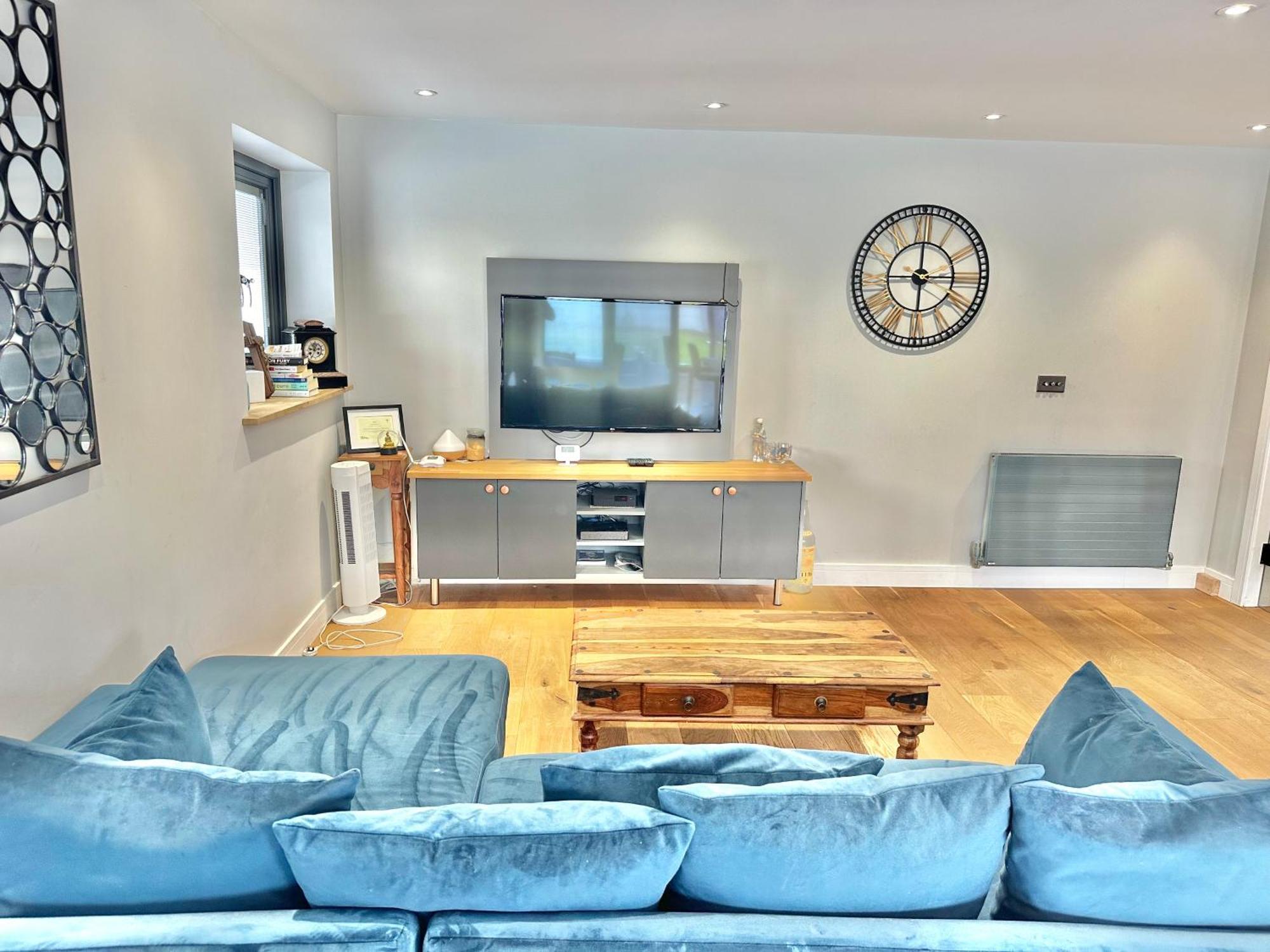 Spacious Modern With Garden, Hot Tub, Gas Bbq And Sky Sports! * Bournemouth