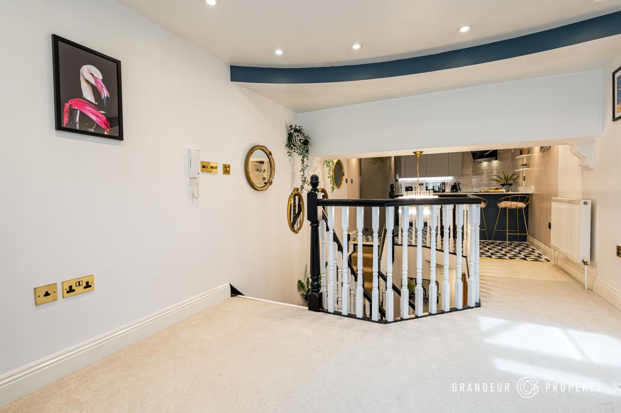 Apartment The Atrium By Grandeur