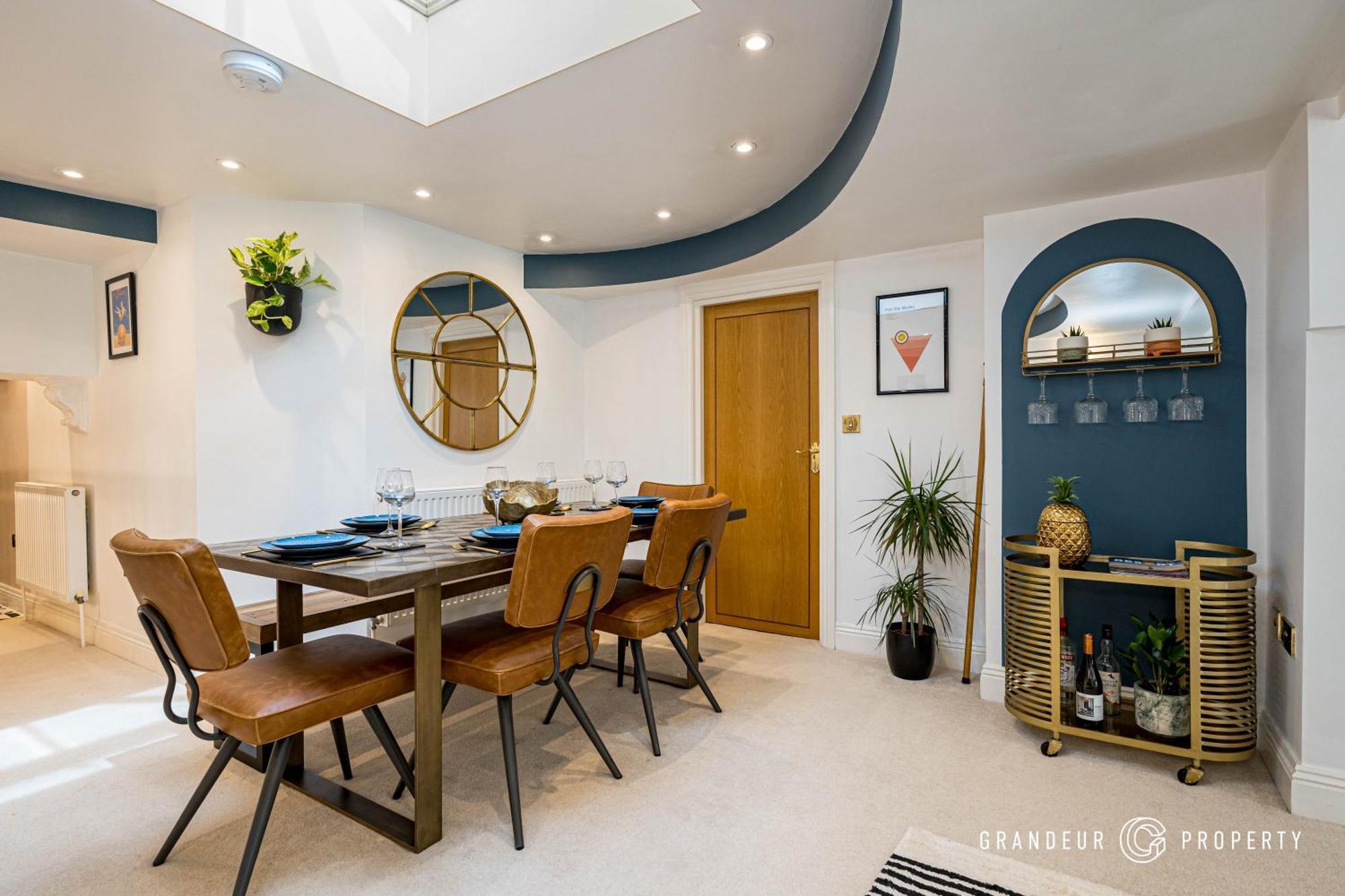 Apartment The Atrium By Grandeur