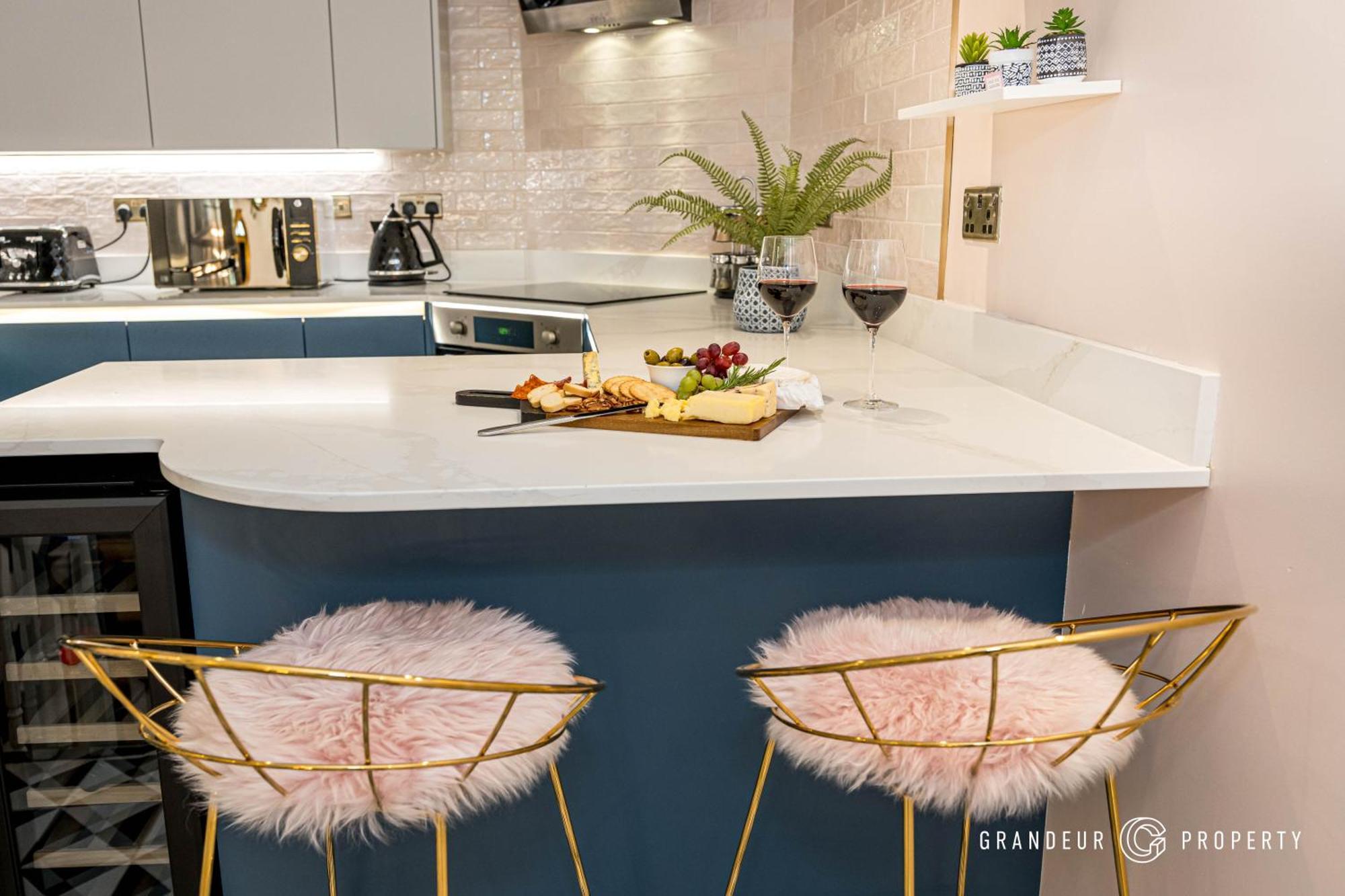 The Atrium By Grandeur Apartment *