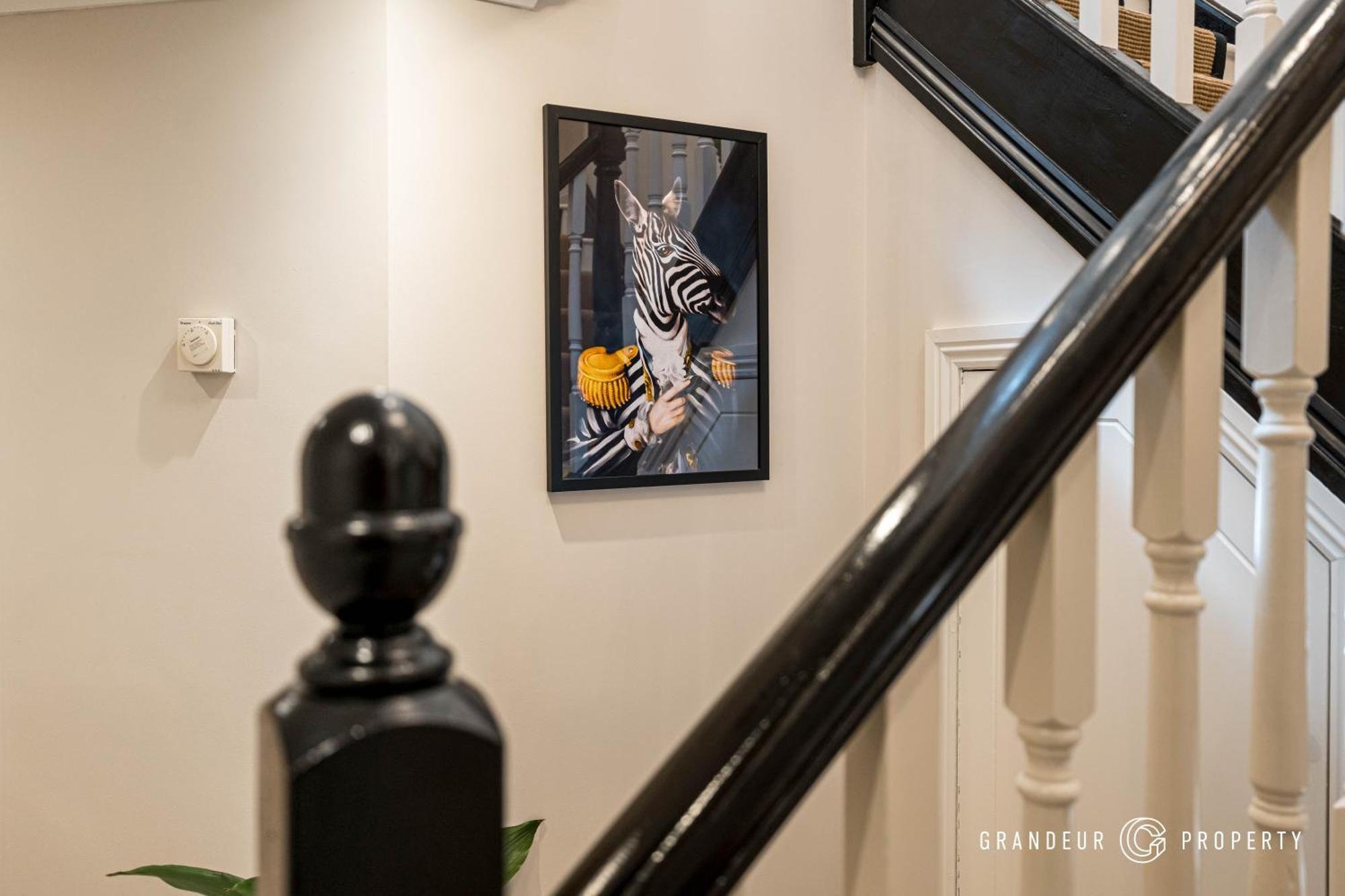 The Atrium By Grandeur Apartment *
