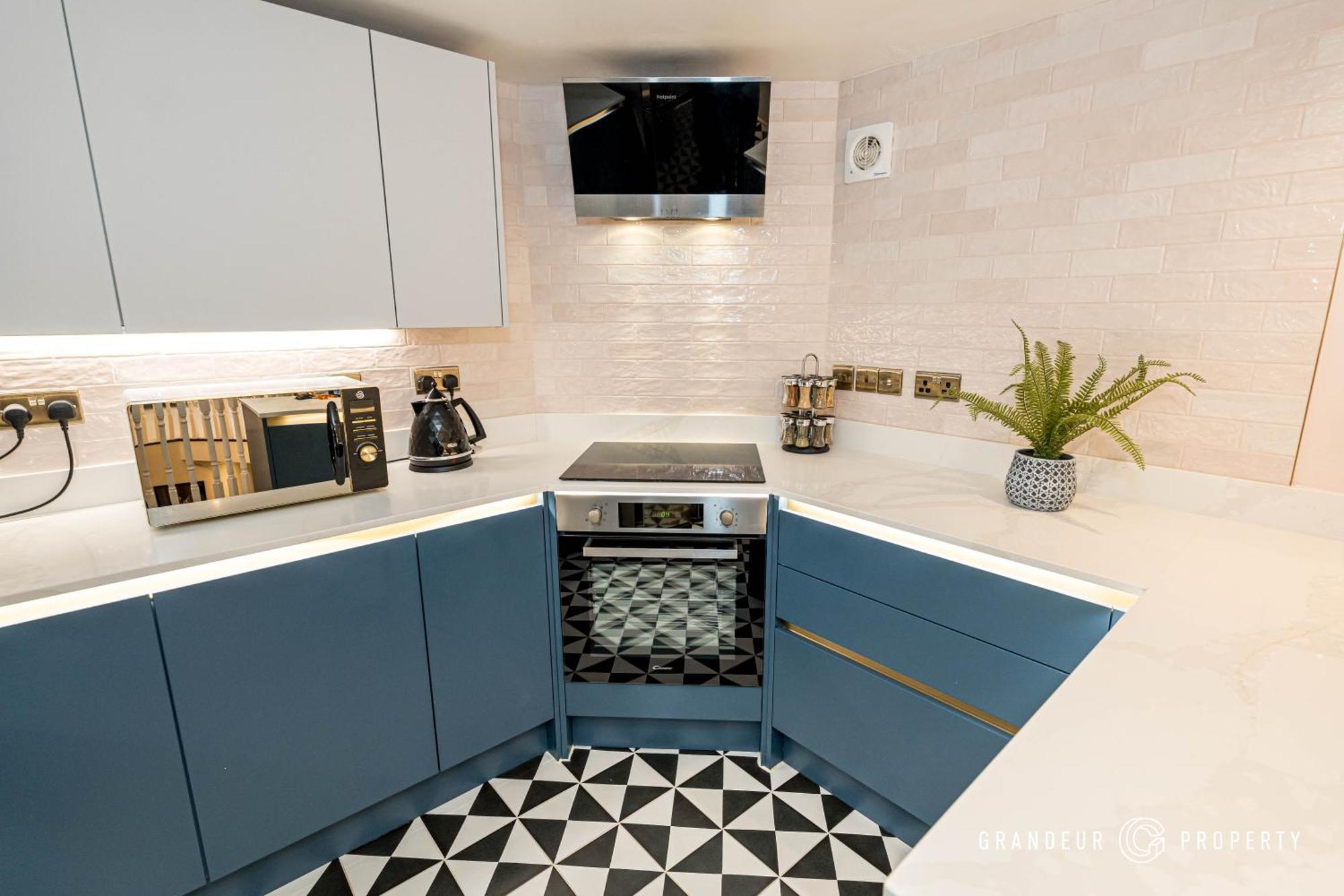 The Atrium By Grandeur Apartment *