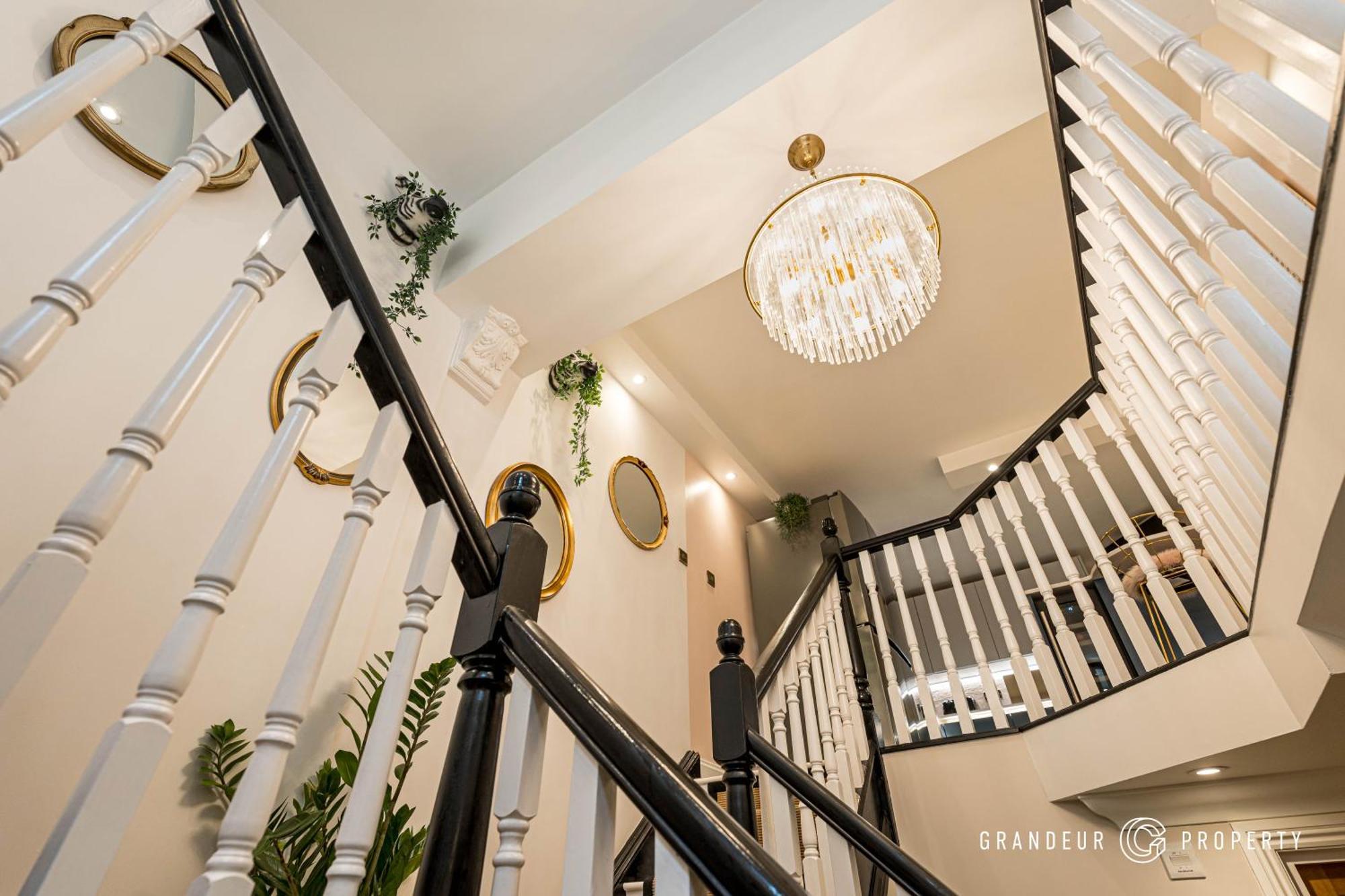 The Atrium By Grandeur * Bournemouth