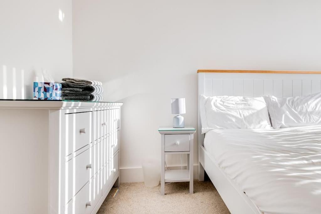 Town Ctr, Balcony, Free Parking Apartment Bournemouth