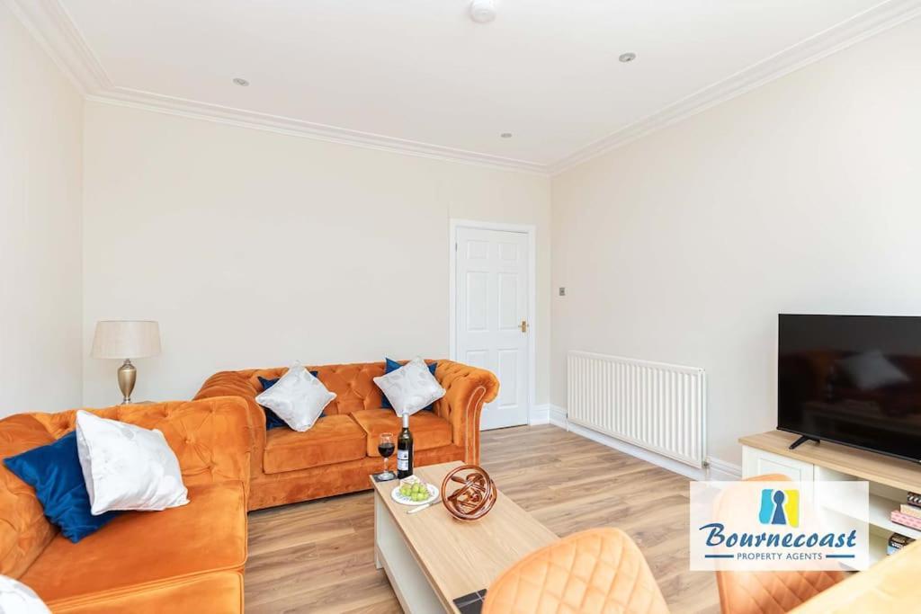Apartment Bournecoast - Ground Floor Close To Sandy Beaches With Patio - Fm660 *