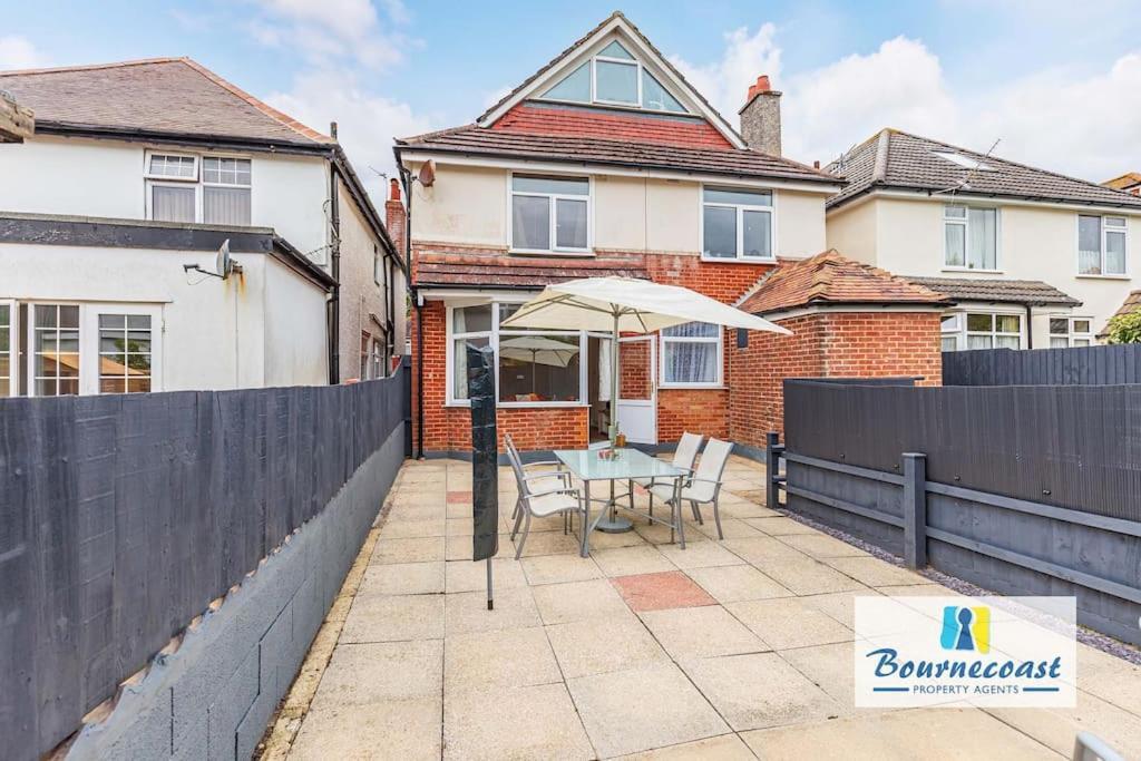 Bournecoast - Ground Floor Close To Sandy Beaches With Patio - Fm660 Apartment