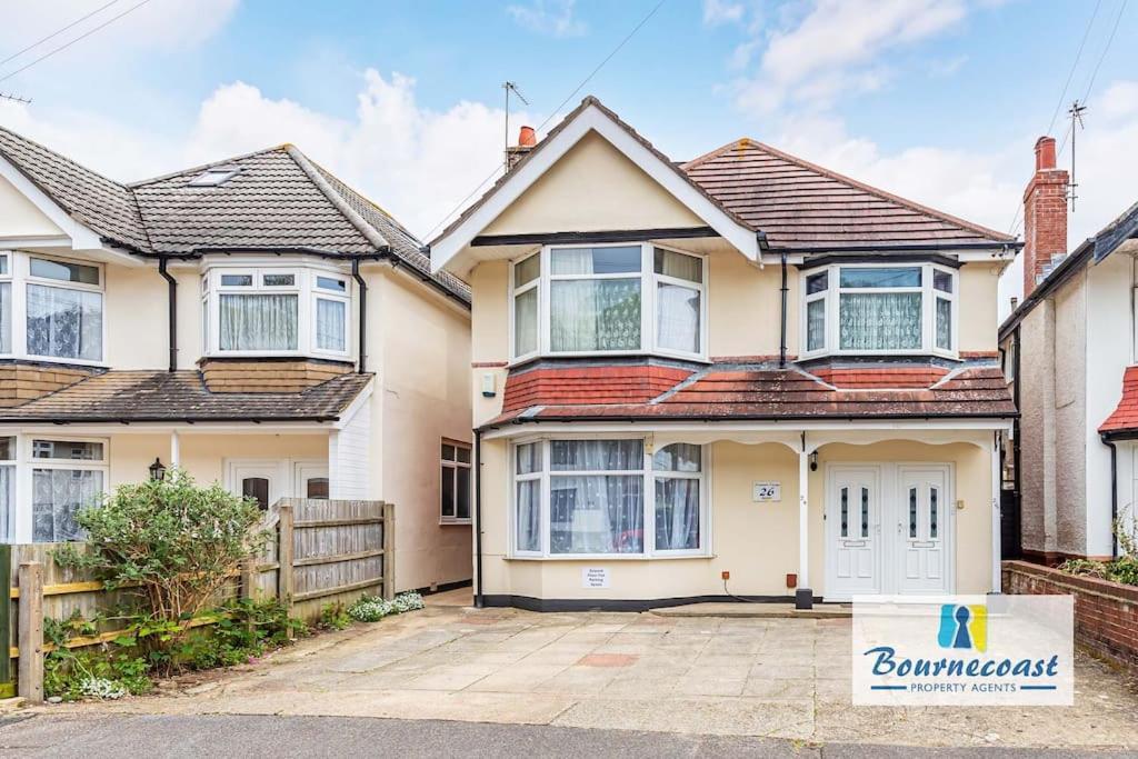 Bournecoast - Ground Floor Close To Sandy Beaches With Patio - Fm660 Bournemouth
