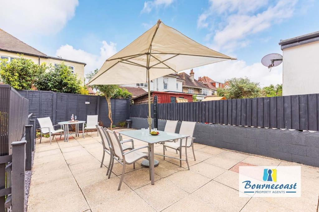 Bournecoast - Ground Floor Close To Sandy Beaches With Patio - Fm660 Apartment Bournemouth