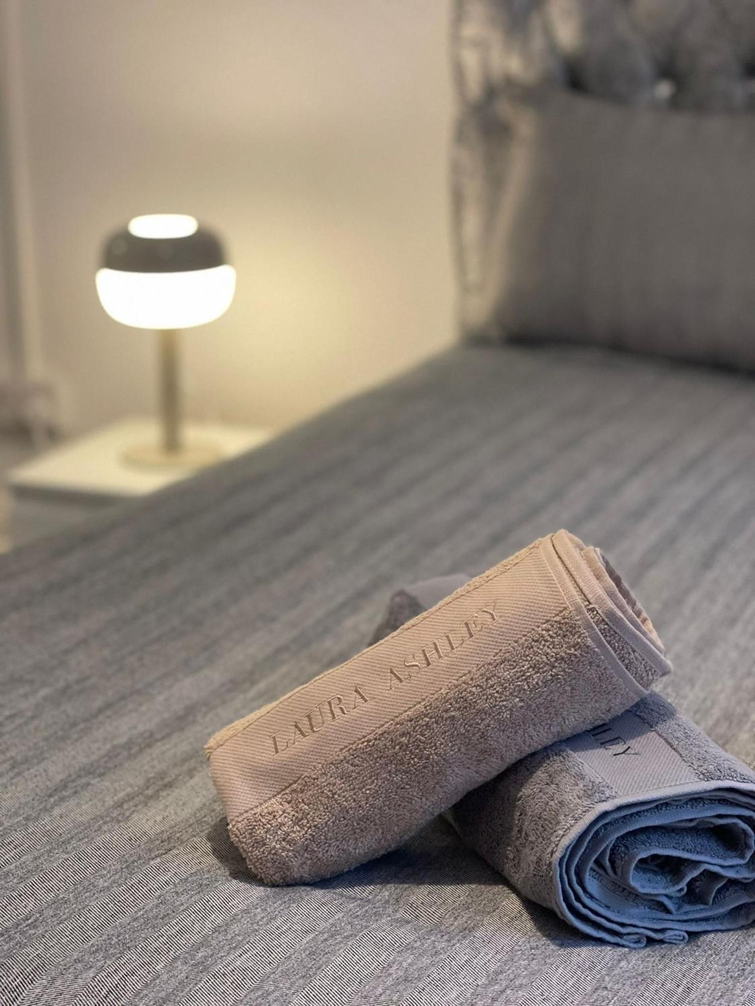 Luxury,location And Convenience *