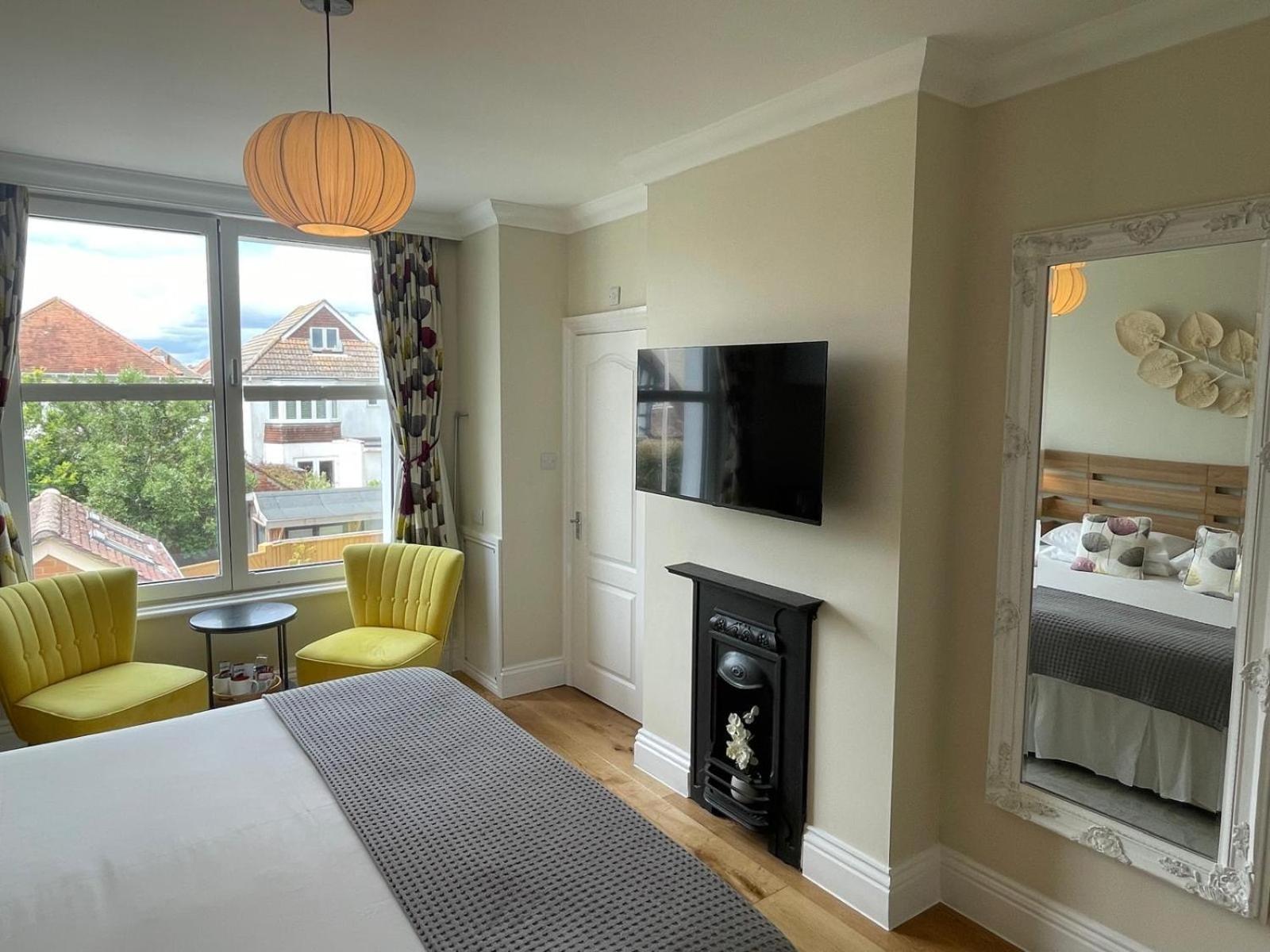 Beach Lodge Bed & Breakfast