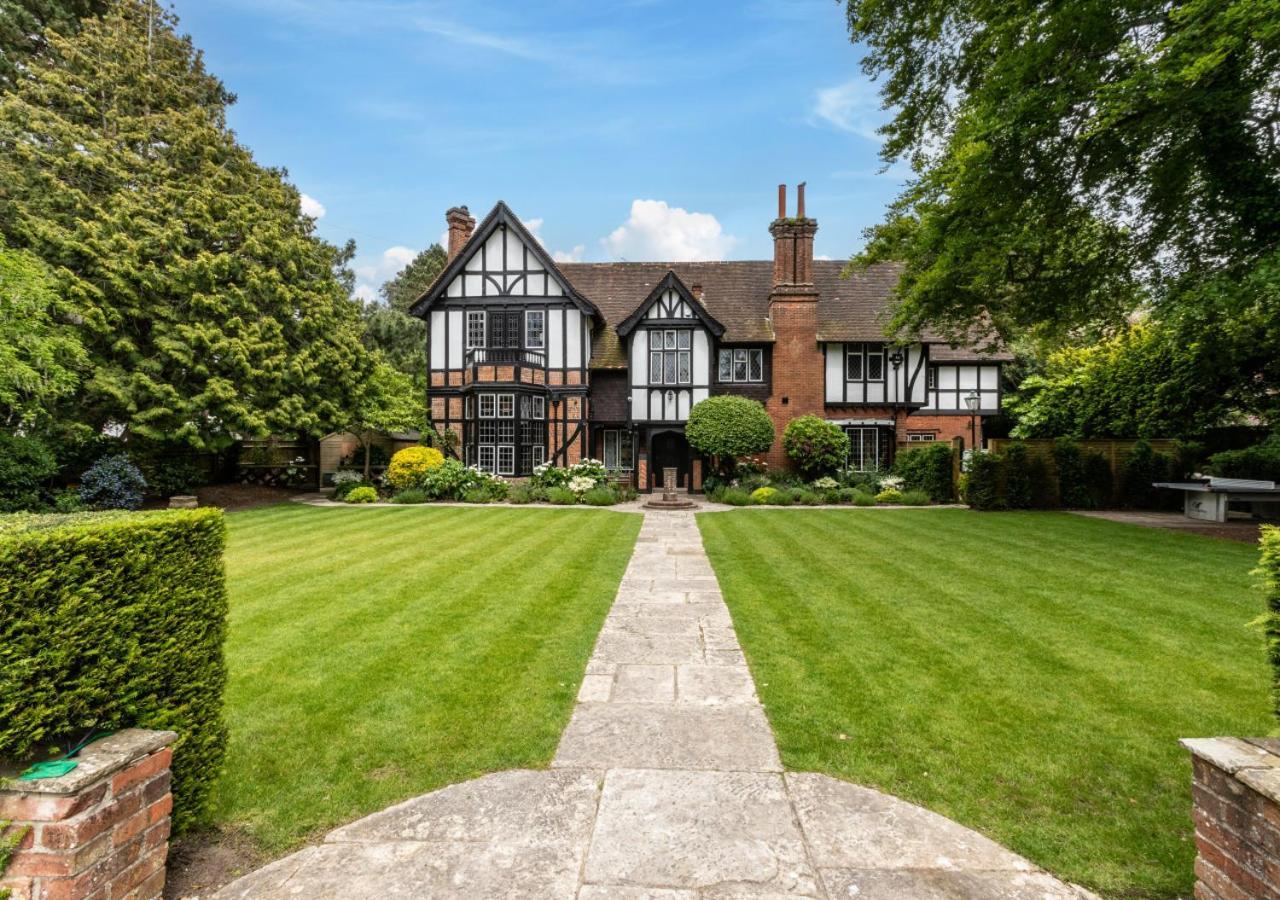 The Tudor Mansion