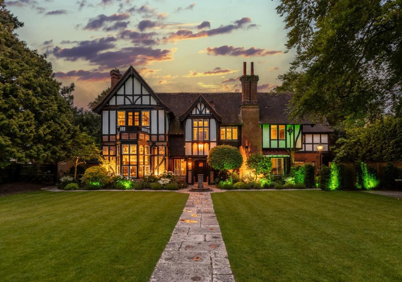 The Tudor Mansion Holiday home Bournemouth