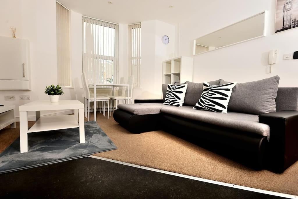Urban Pearl - Modern 1 Bed Flat Apartment Bournemouth