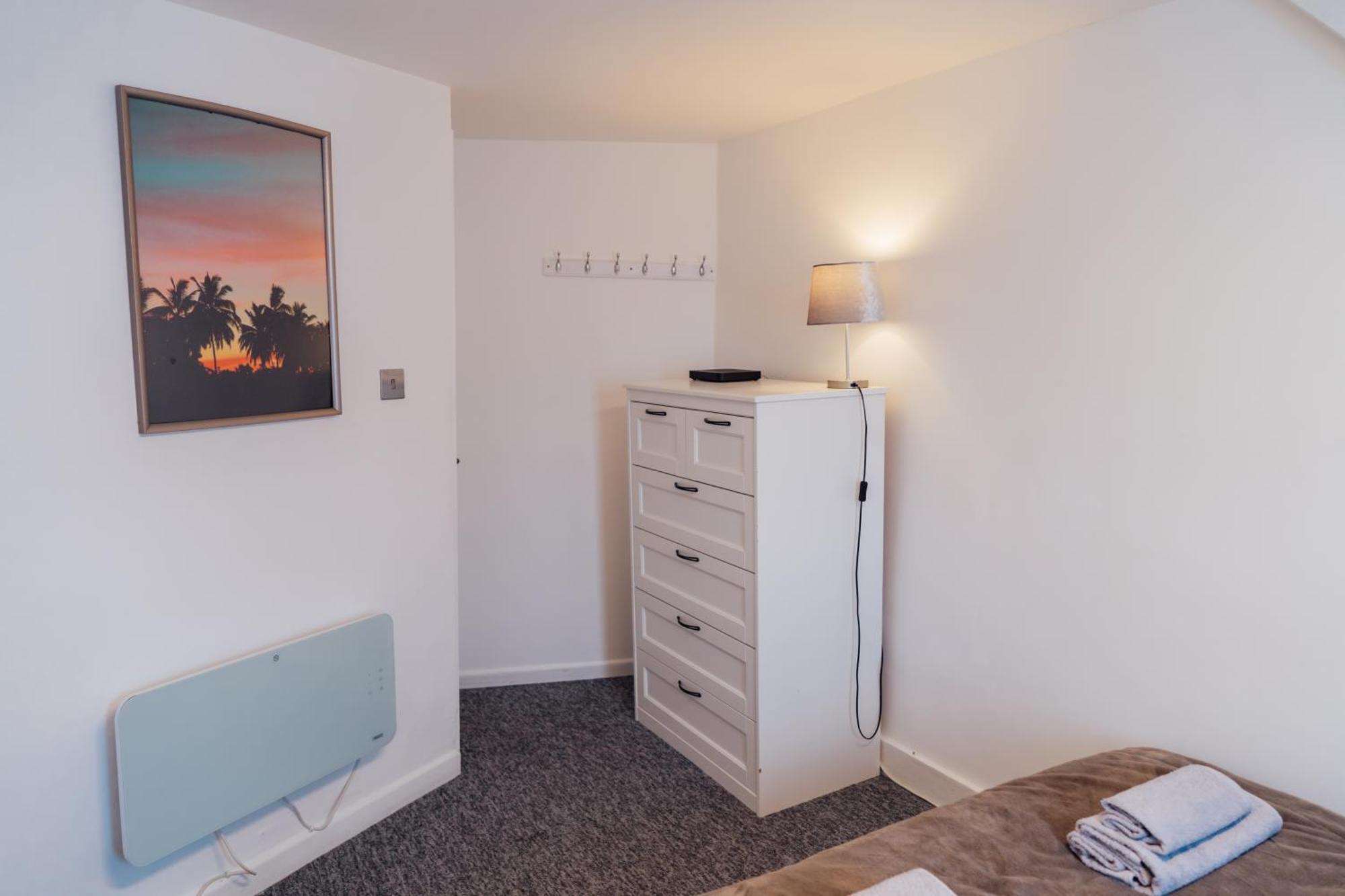 Family Apartment Bournemouth 5 Min From The Beach Parks And Restaurants Apartment *