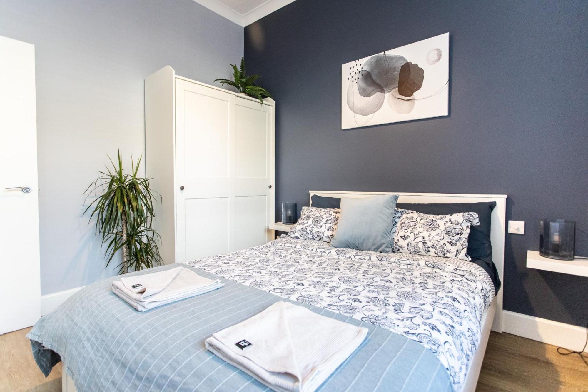 Verulum - By Coastline Retreats - Beautifully Designed Luxury Town Centre - 5 Minute Walk To The - Parking Included Apartment Bournemouth