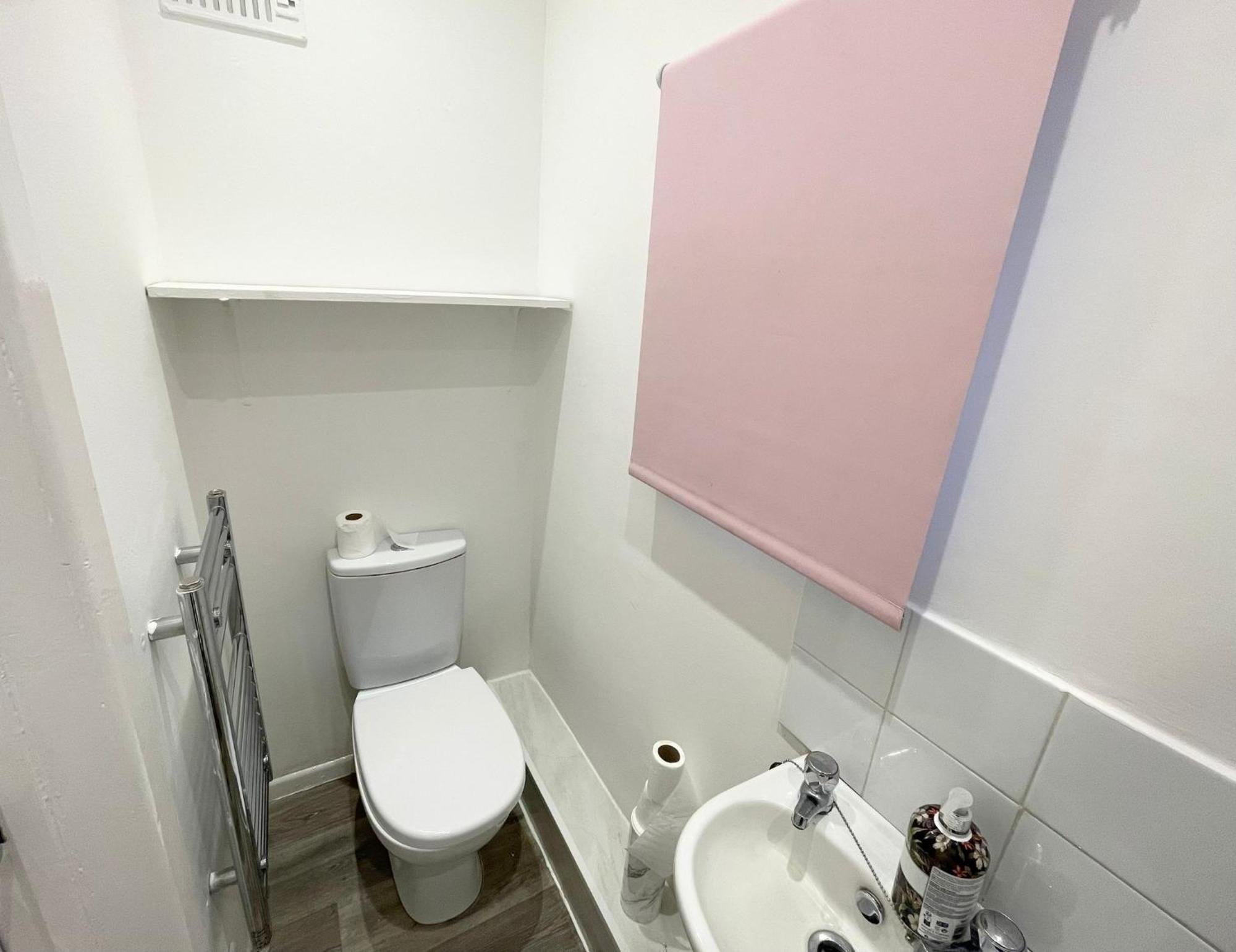 3 Methuen Close *