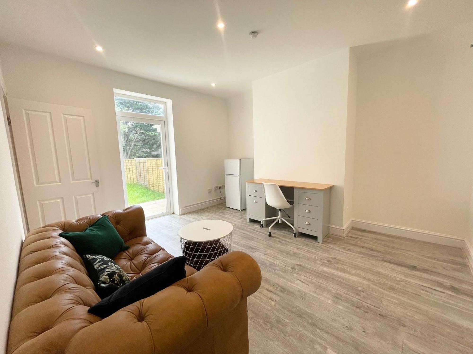3 Methuen Close Bournemouth