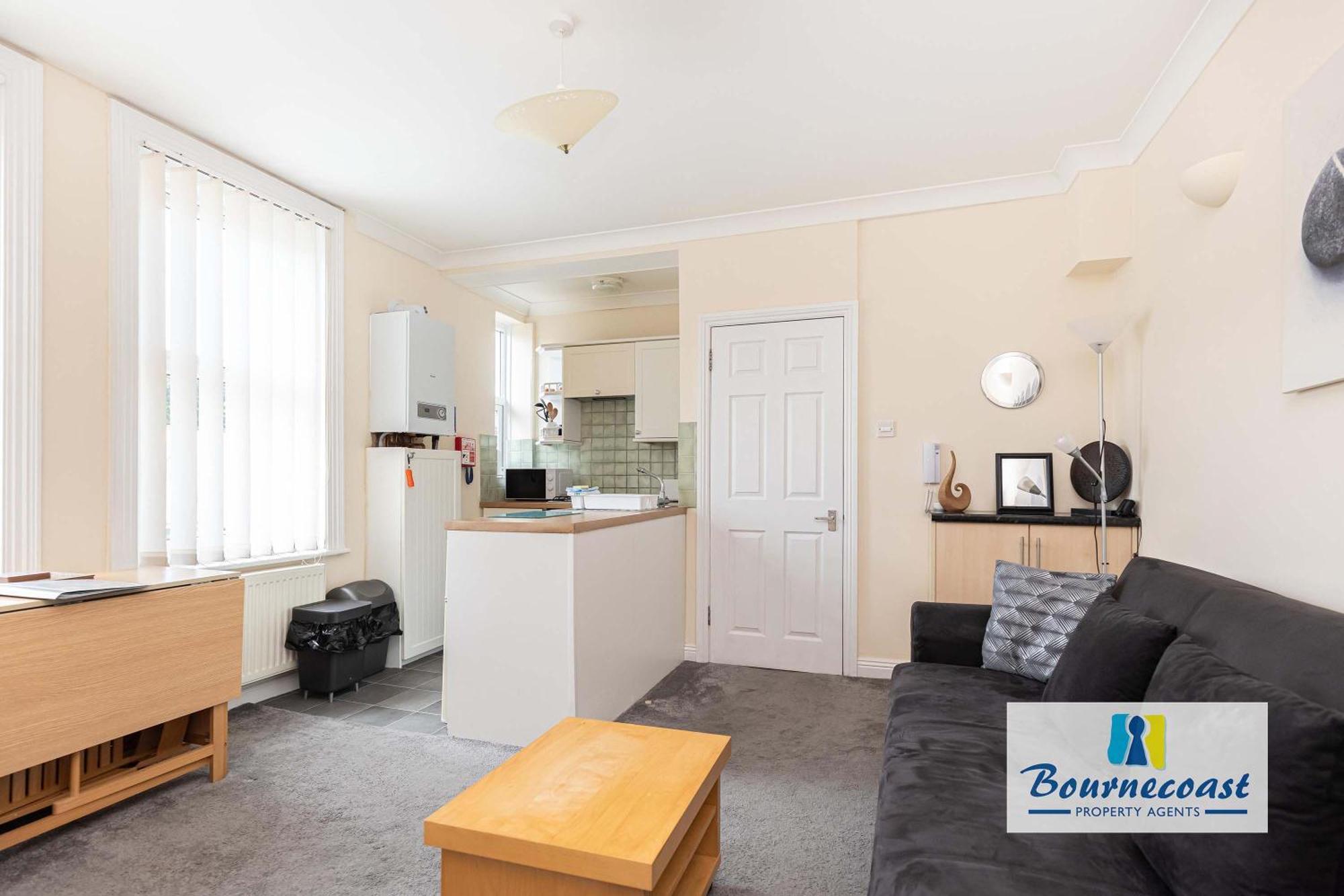 Bournecoast: Short Walk To And Shops - Fm746 Apartment