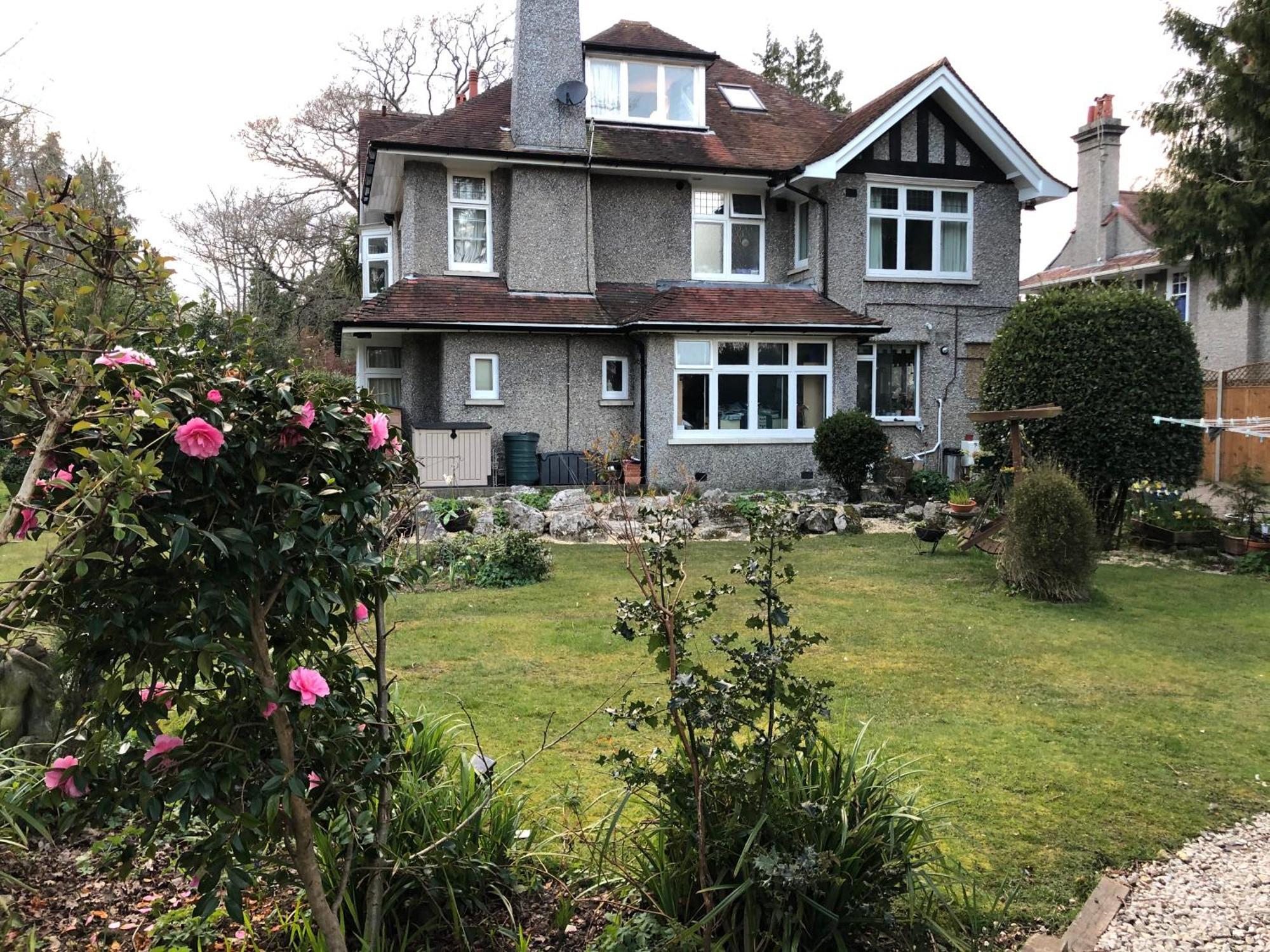 Discoveries House Bournemouth