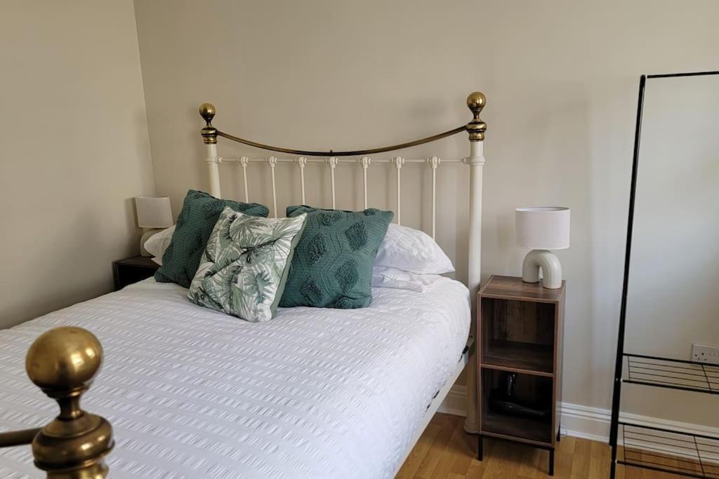 Quirky Surf Spot By & Garden 4xguest Pvt Entrance Apartment Bournemouth