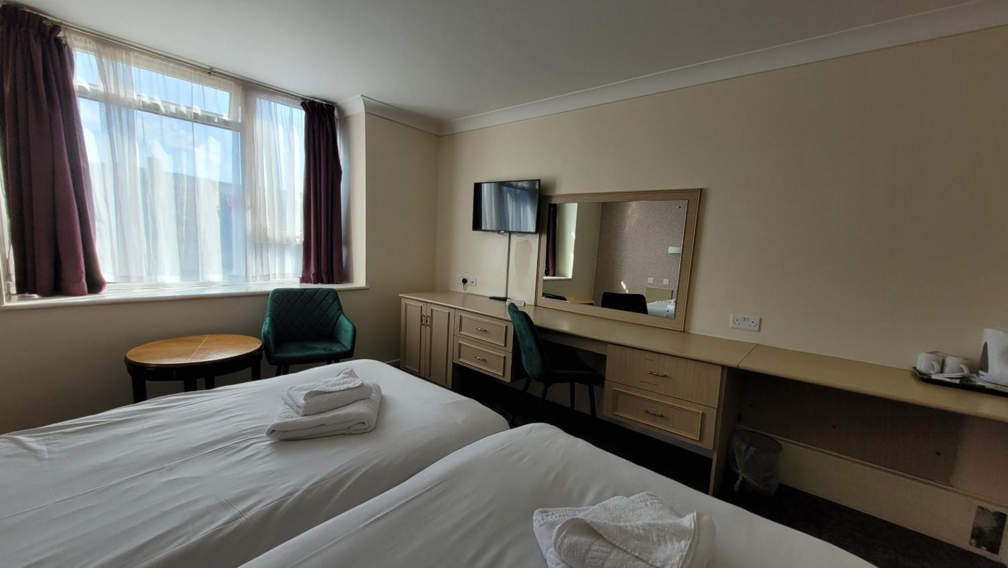 Hotel Heathlands
