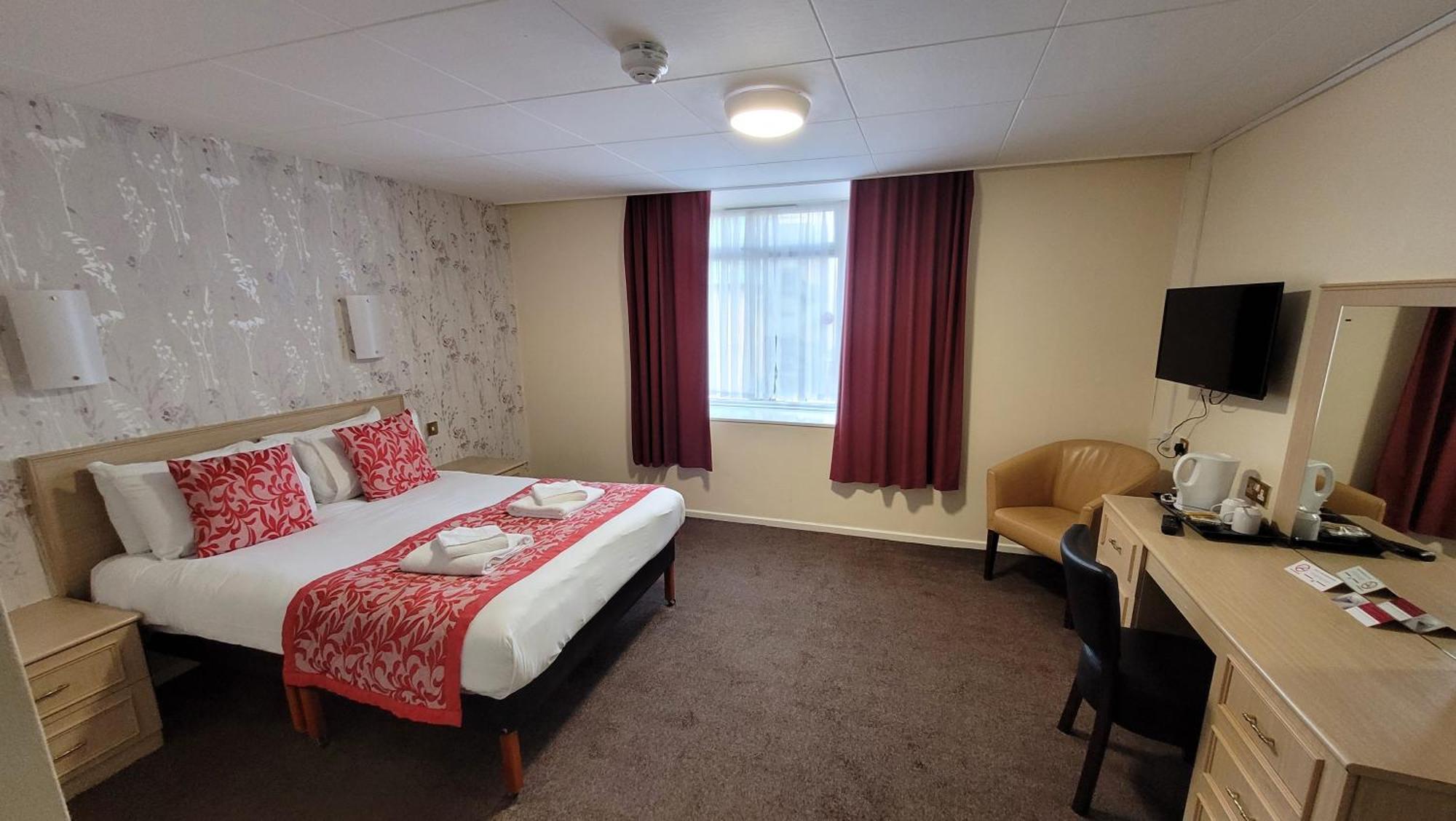 Heathlands Hotel 3*