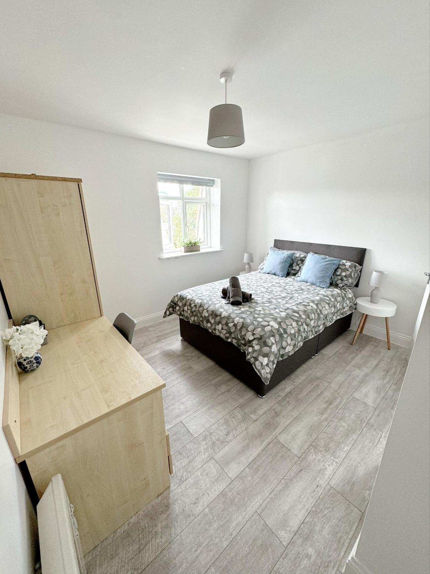Flat 12 Palm Court Apartment