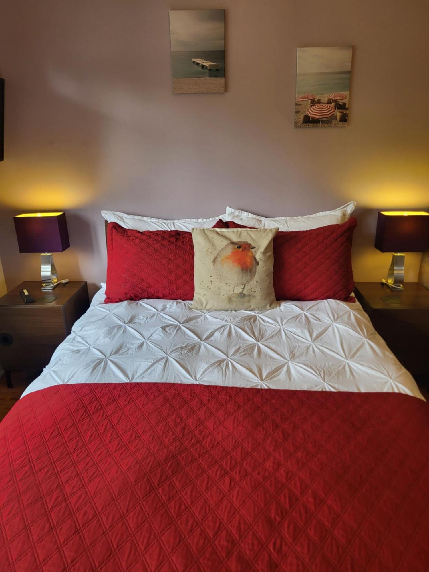 Little Robin Gate - Free Parking - - 10 Min Walk To Train Station