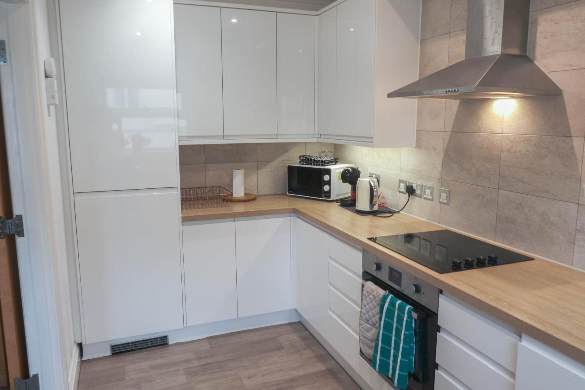 Apartment Beachside Retreat 3 Bedroom 3 Bathroom Seaside With Parking