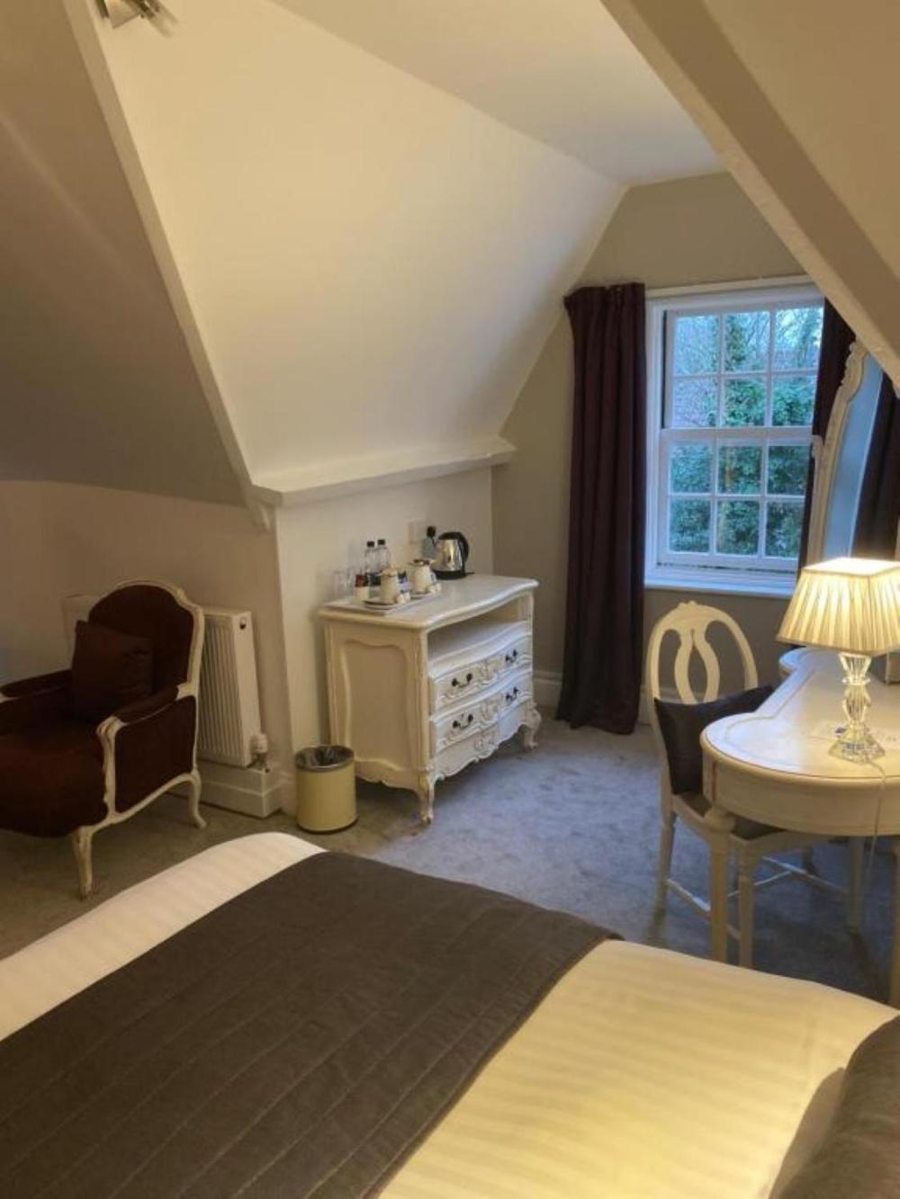 Hotel Langtry Manor 3*