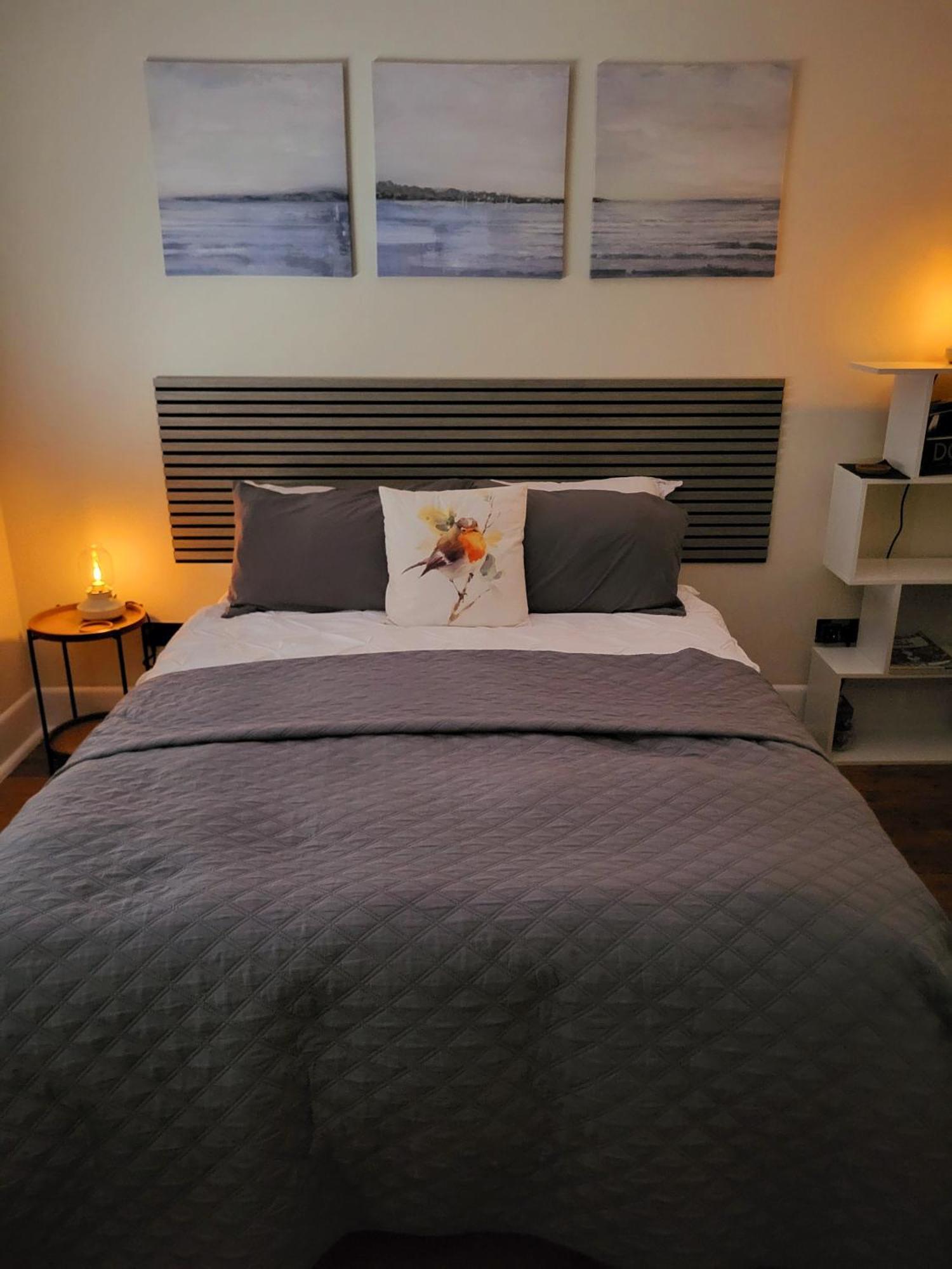 Little Robin Gate - Free Parking - - 10 Min Walk To Train Station