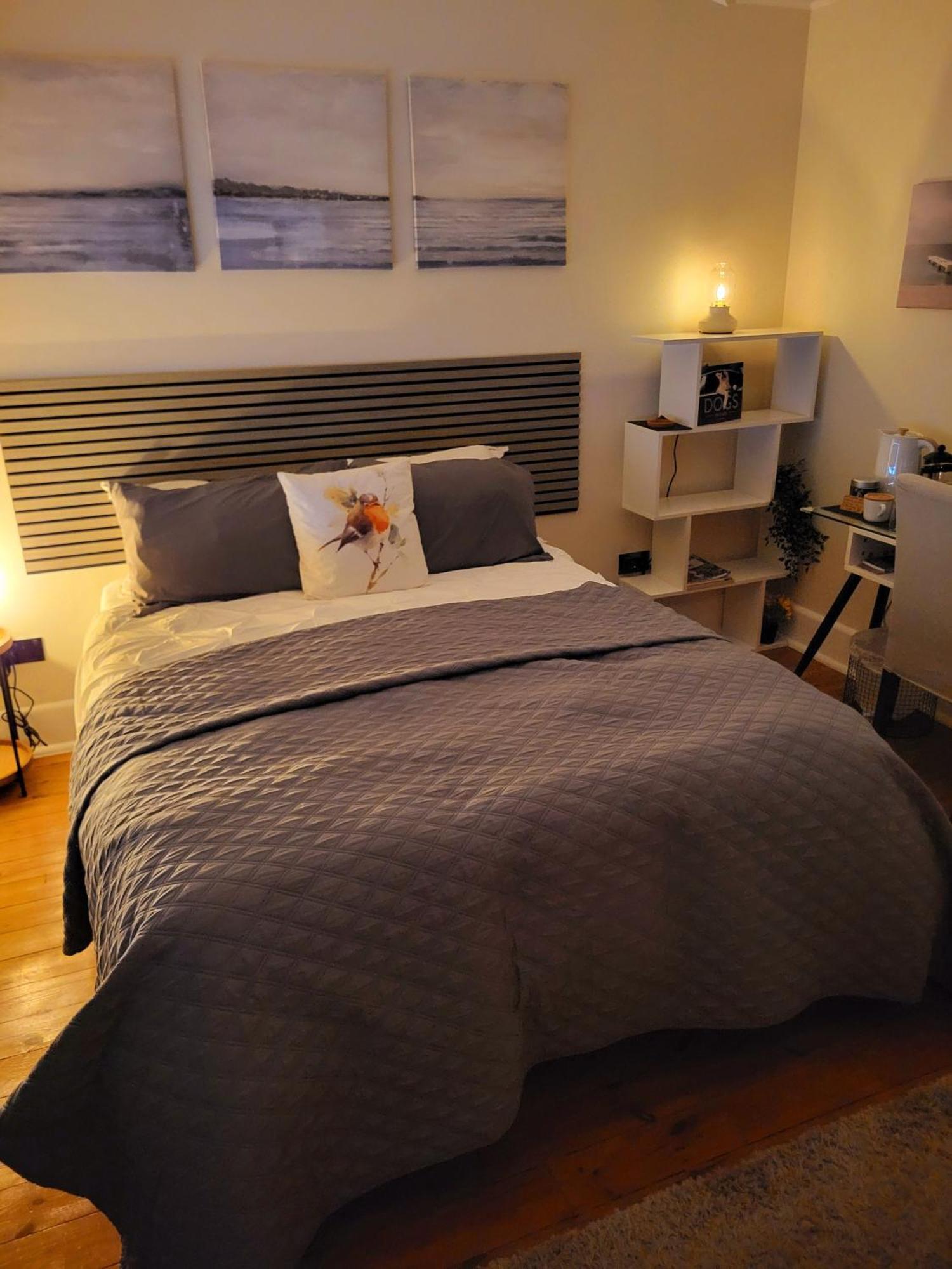 Little Robin Gate - Free Parking - - 10 Min Walk To Train Station *