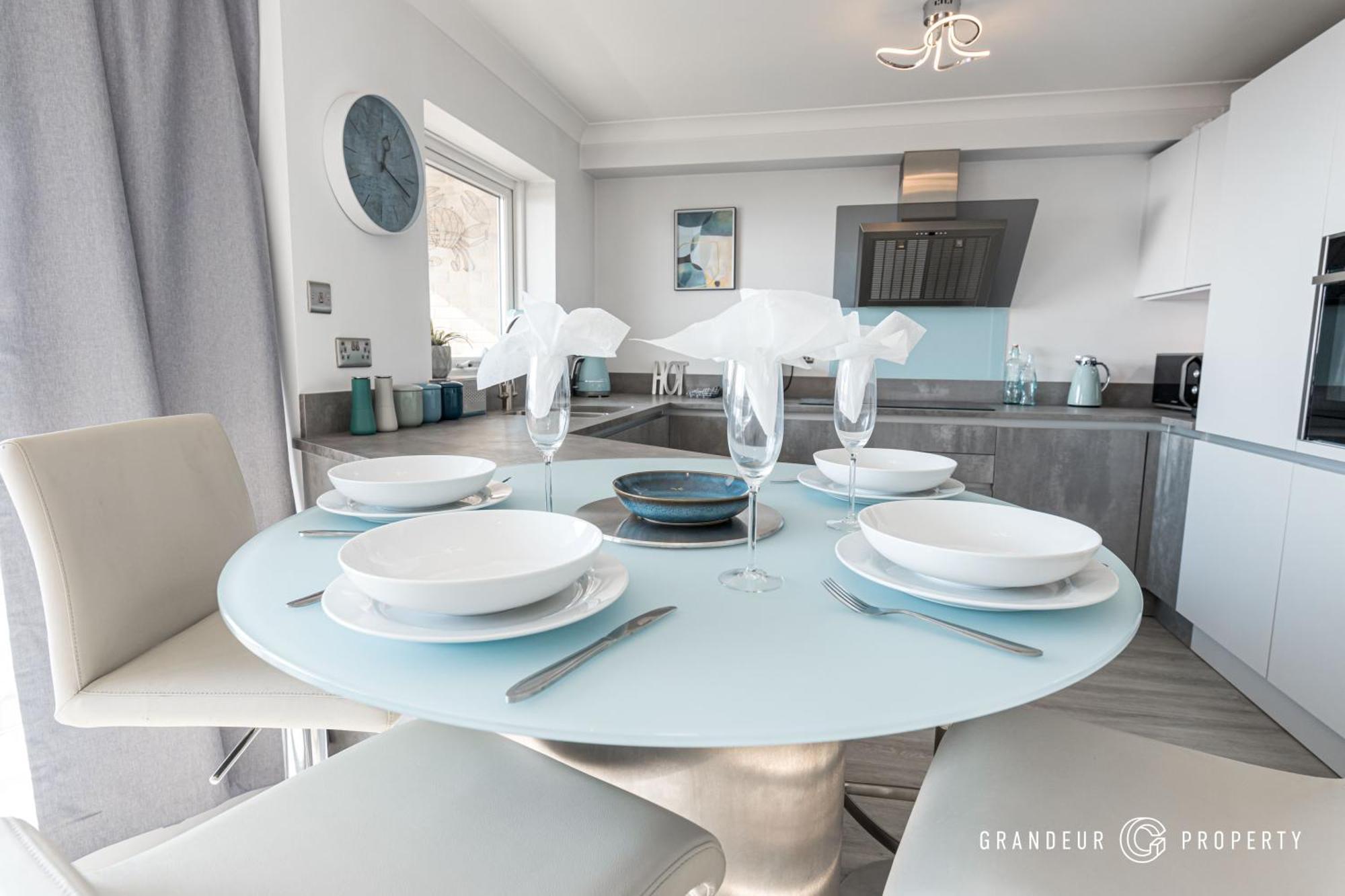 Seaview Retreat By Grandeur Apartment Bournemouth