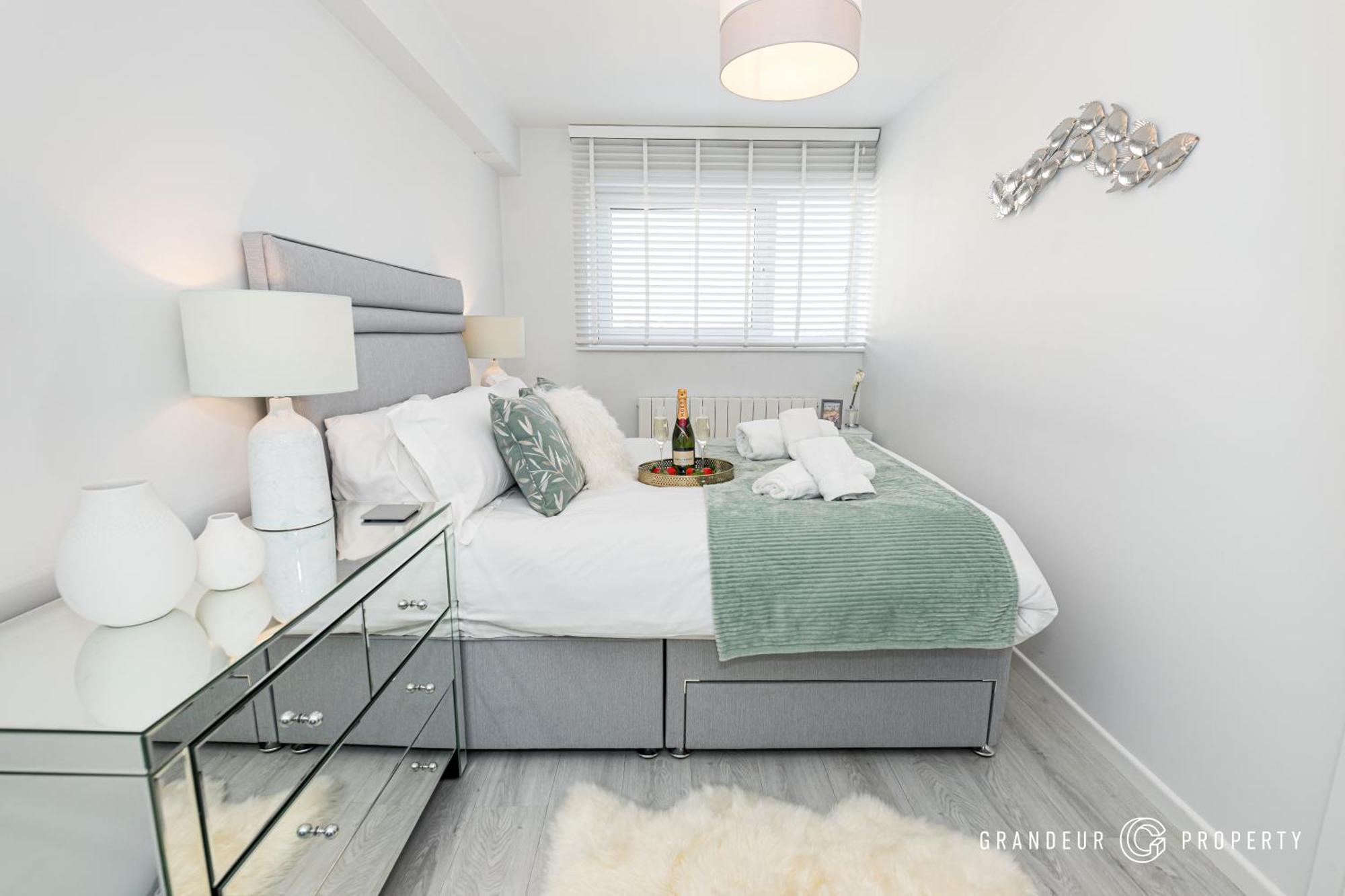 Apartment Seaview Retreat By Grandeur
