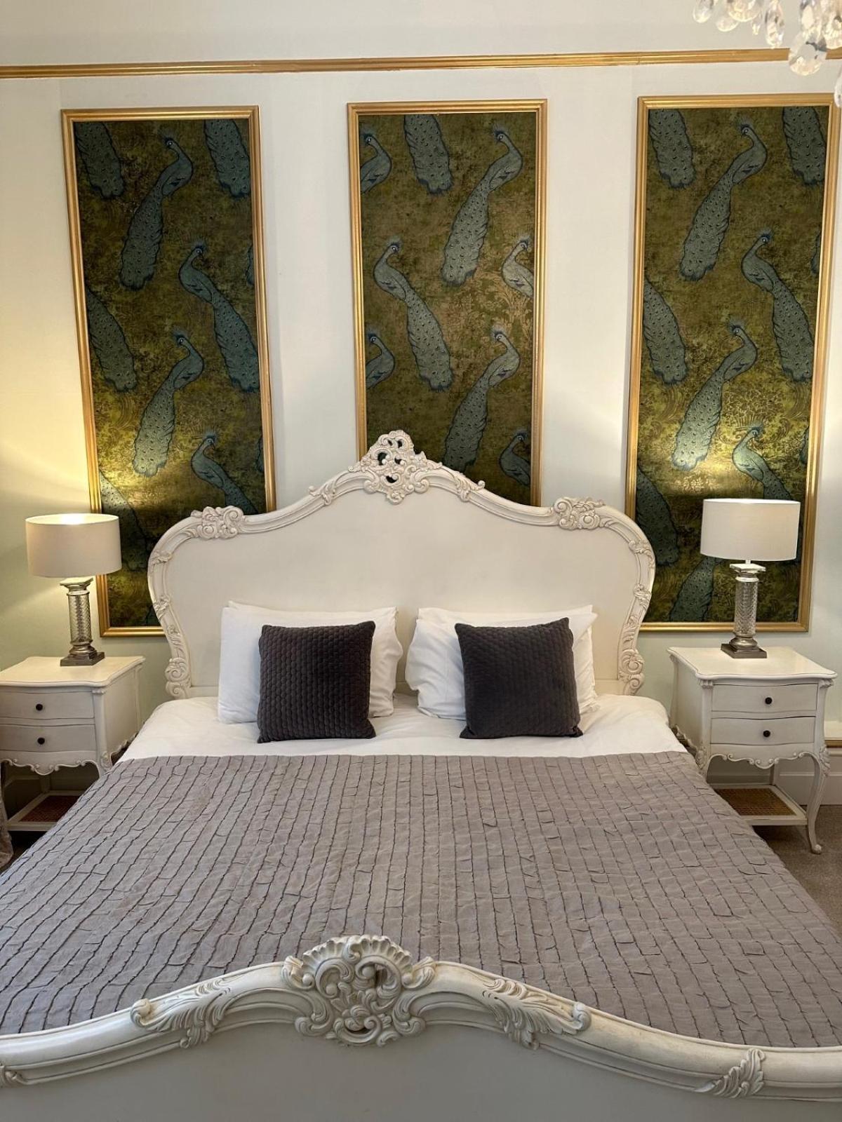 Derby Manor Bed & Breakfast 4*