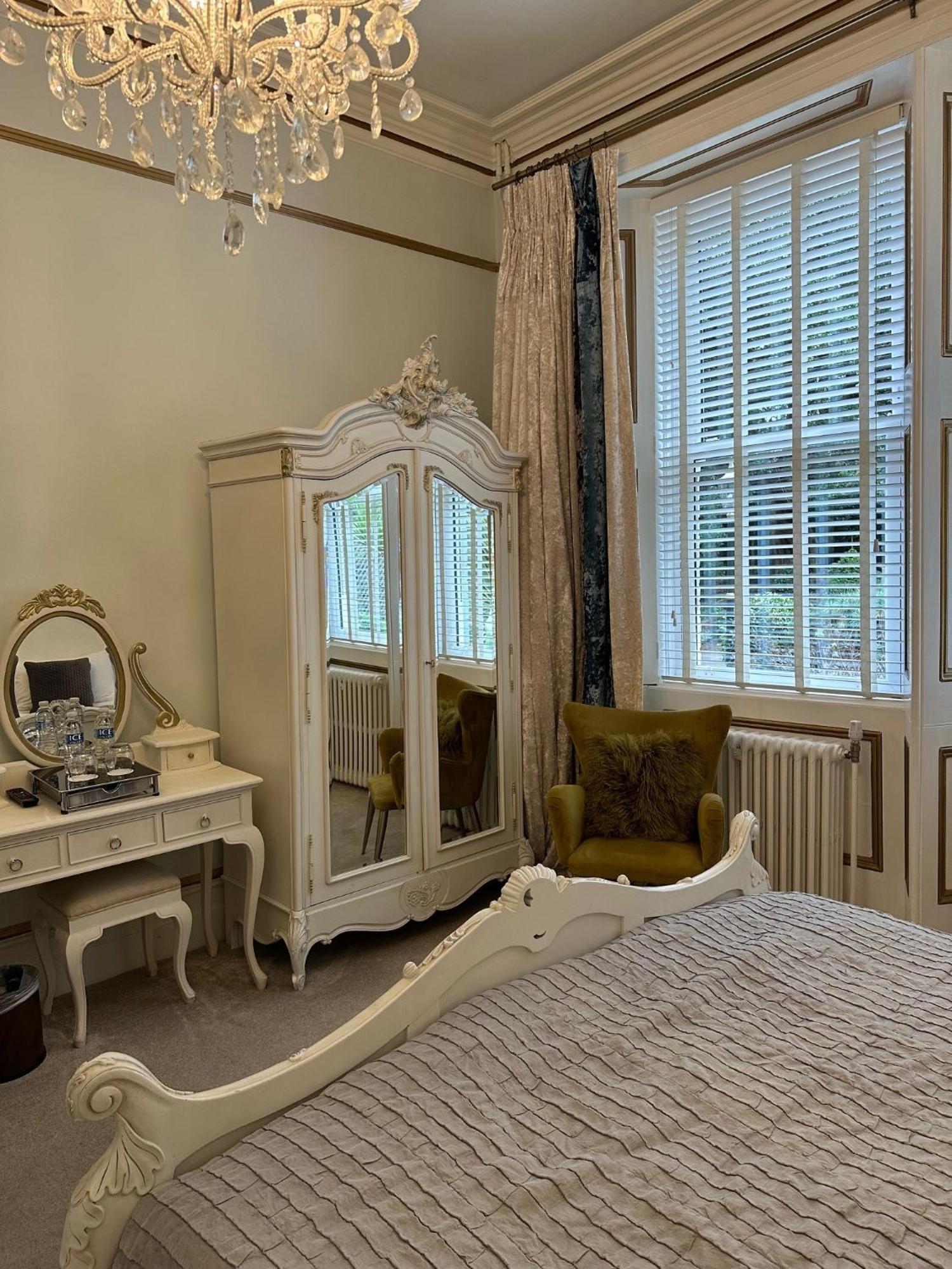 Derby Manor Bed & Breakfast Bournemouth